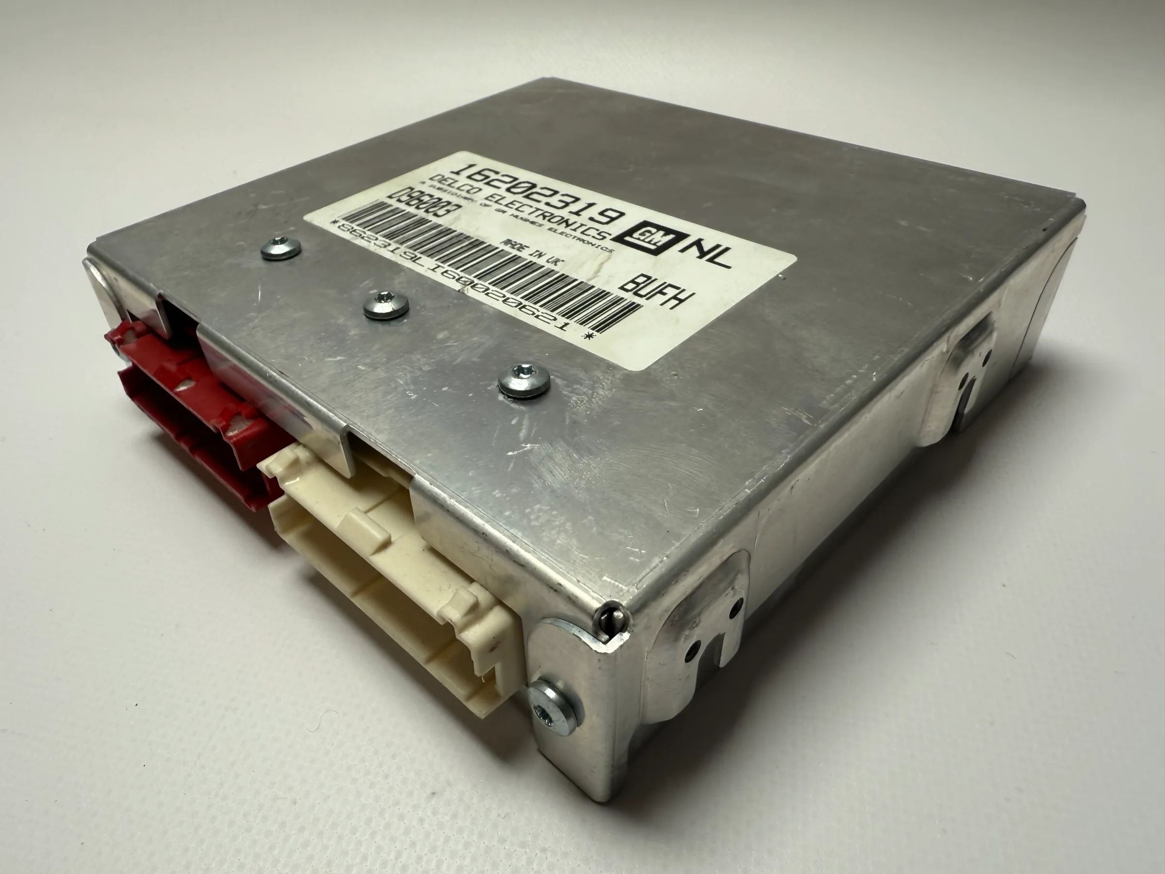 Оригинальный блок управления двигателем Opel Vectra B 1.6 дизель 16202319 NL / D96003