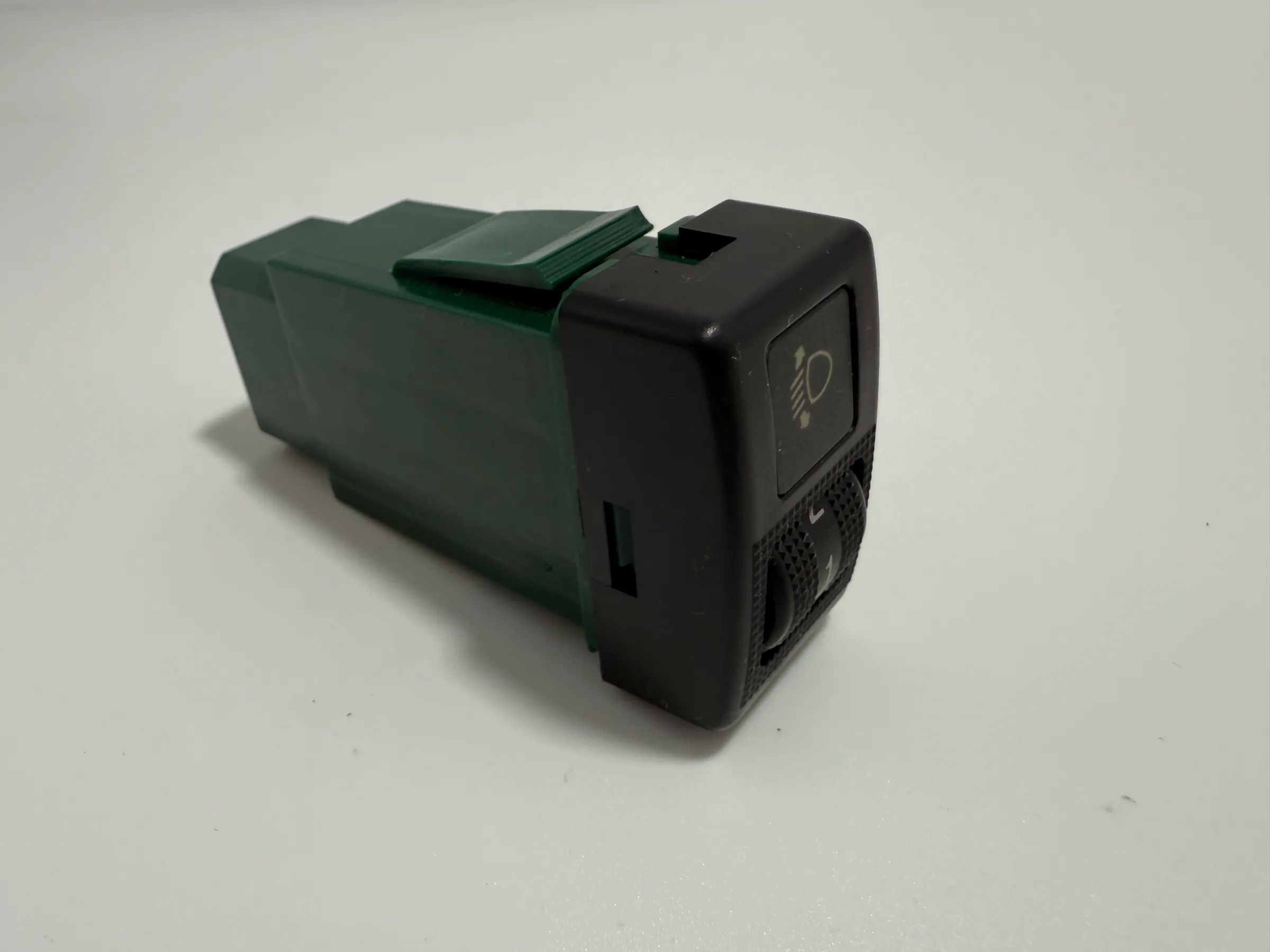 Original Mazda Premacy 1.9 CP Comutador de Regulação da Luz Stanley BJ3D666F0