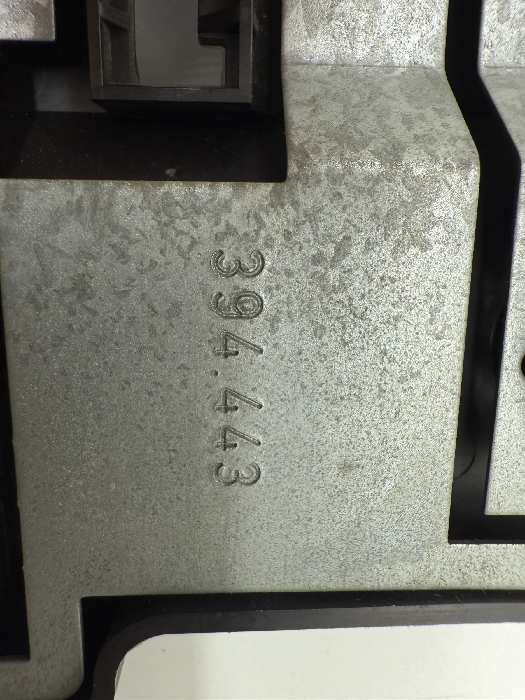 Support de feu arrière gauche Opel Astra (F) 1992 394.449