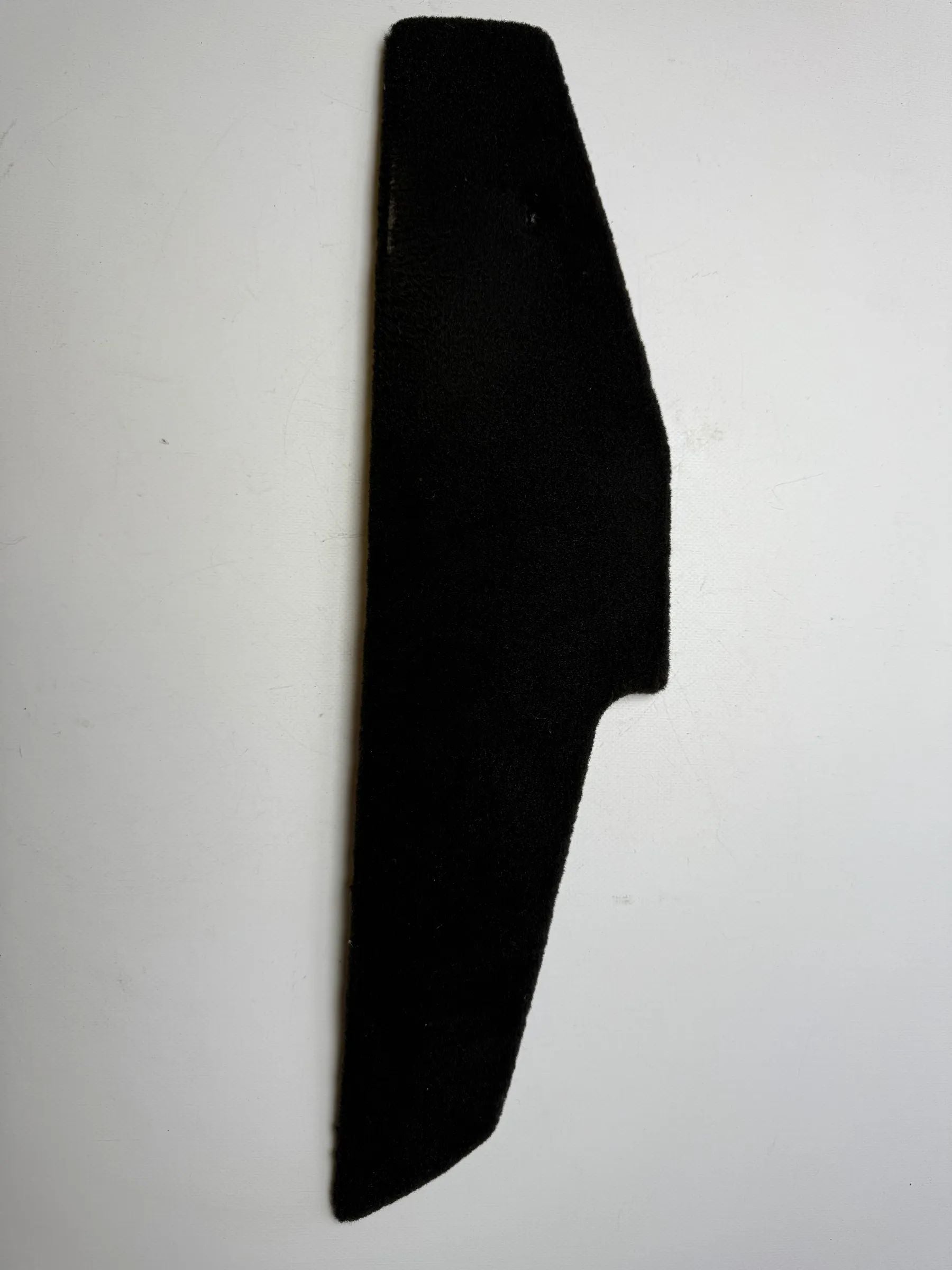 Oryginalna osłona konsoli środkowej dywanik lewy BMW 5er E39 8159691