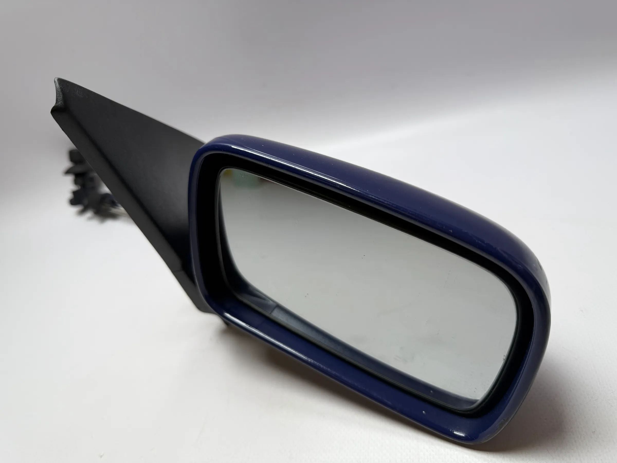 VW Polo 50 Specchietto Retrovisore Esterno Meccanico Destro Blu 6N1857508 GRU / 202272