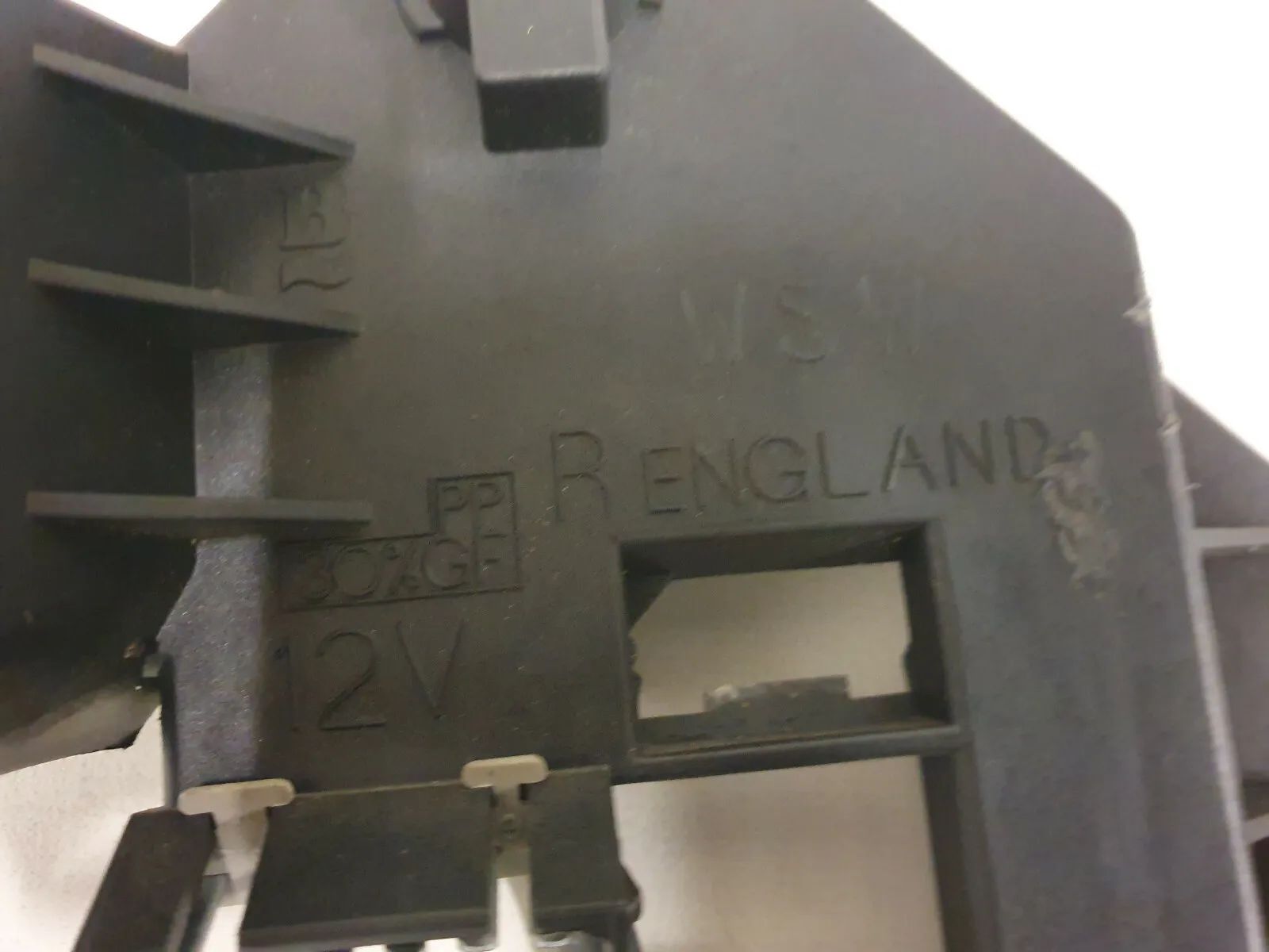 Оригинальный держатель лампы заднего фонаря Ауди А4, правый, 1996-04