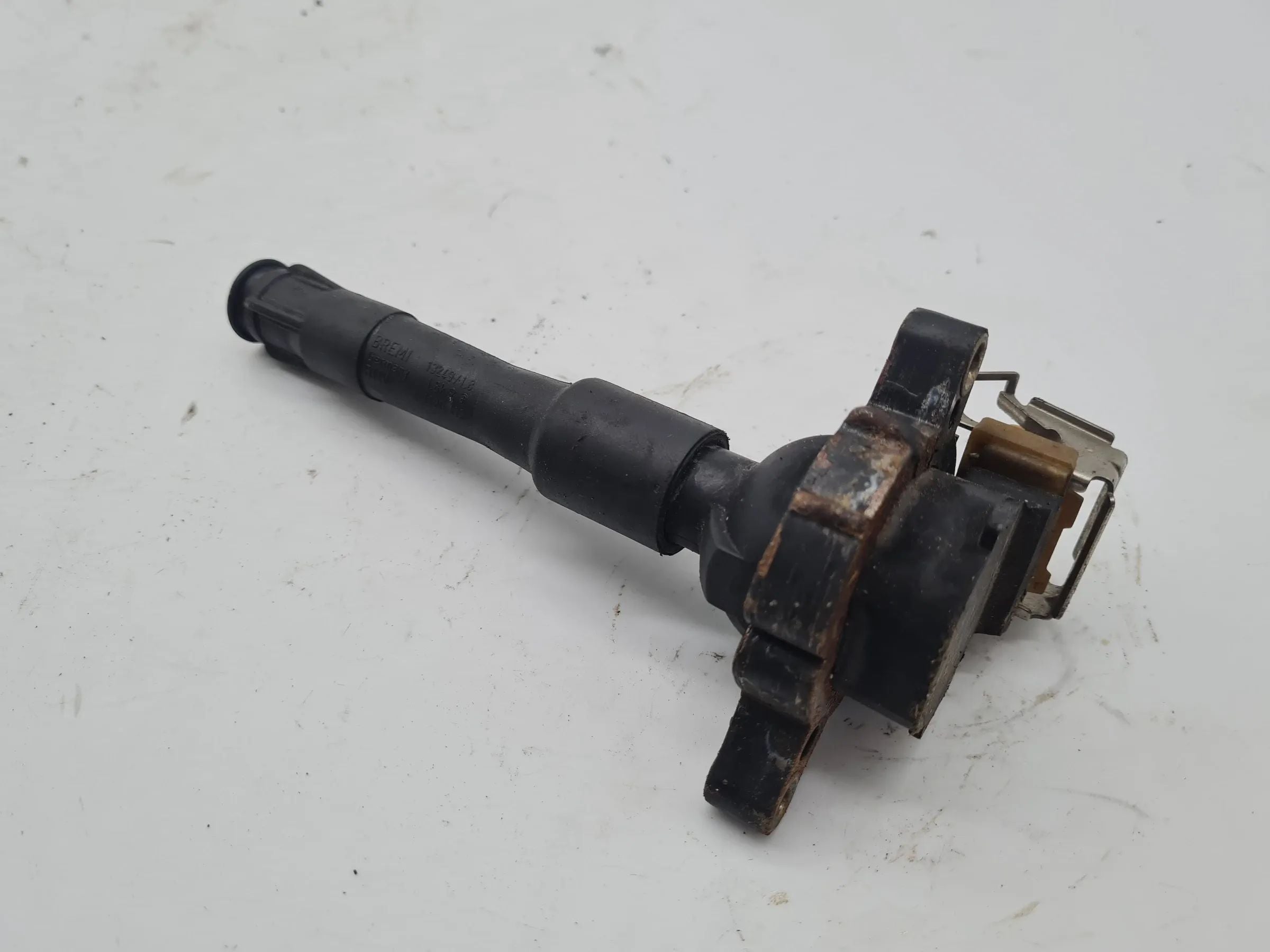 Original BMW 3 Series (E46) Ignition Coil 1748017