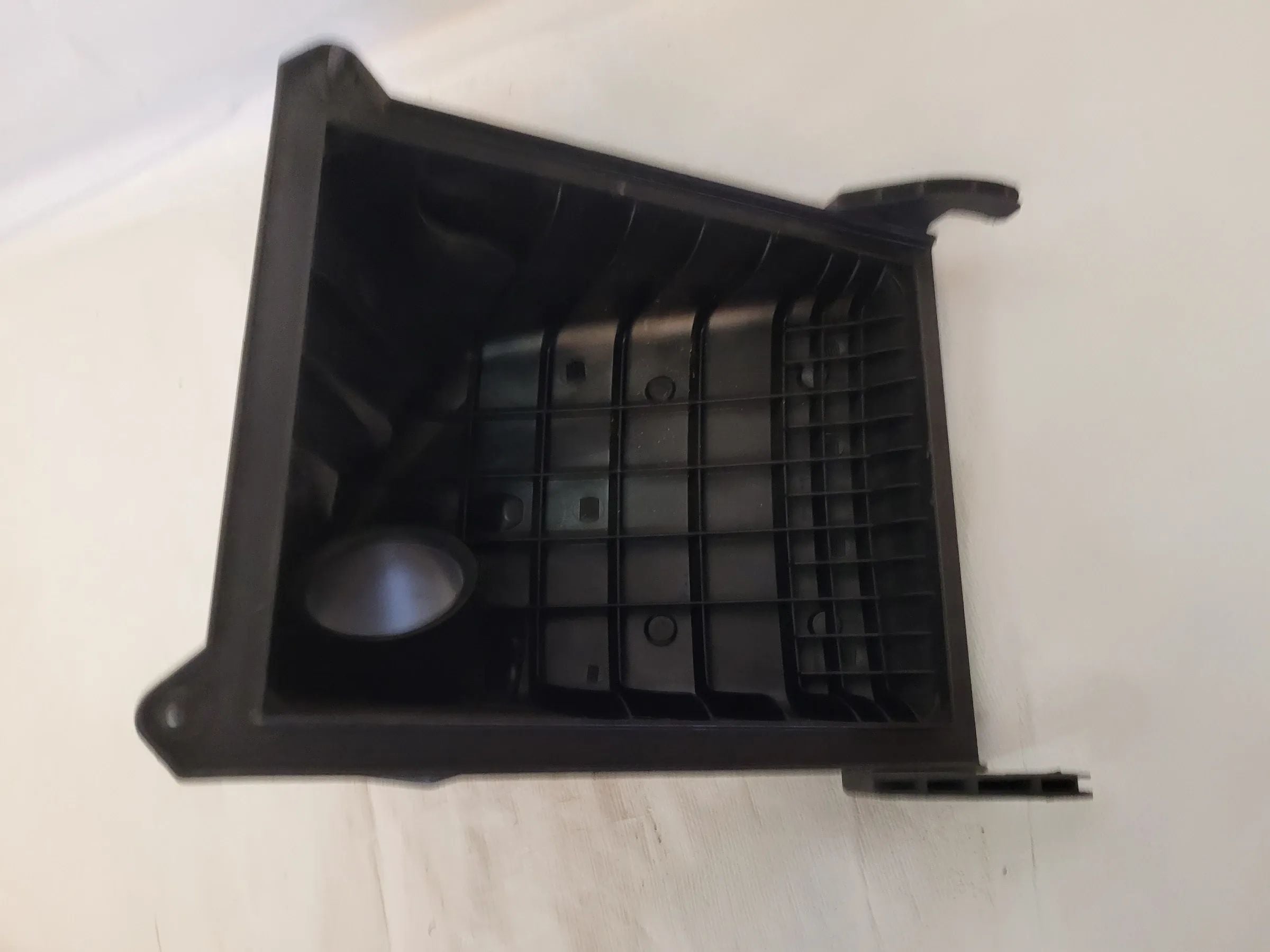 Original Audi A4 8E/B6/B7 Luftfilterkasten Teil 06B133837AG