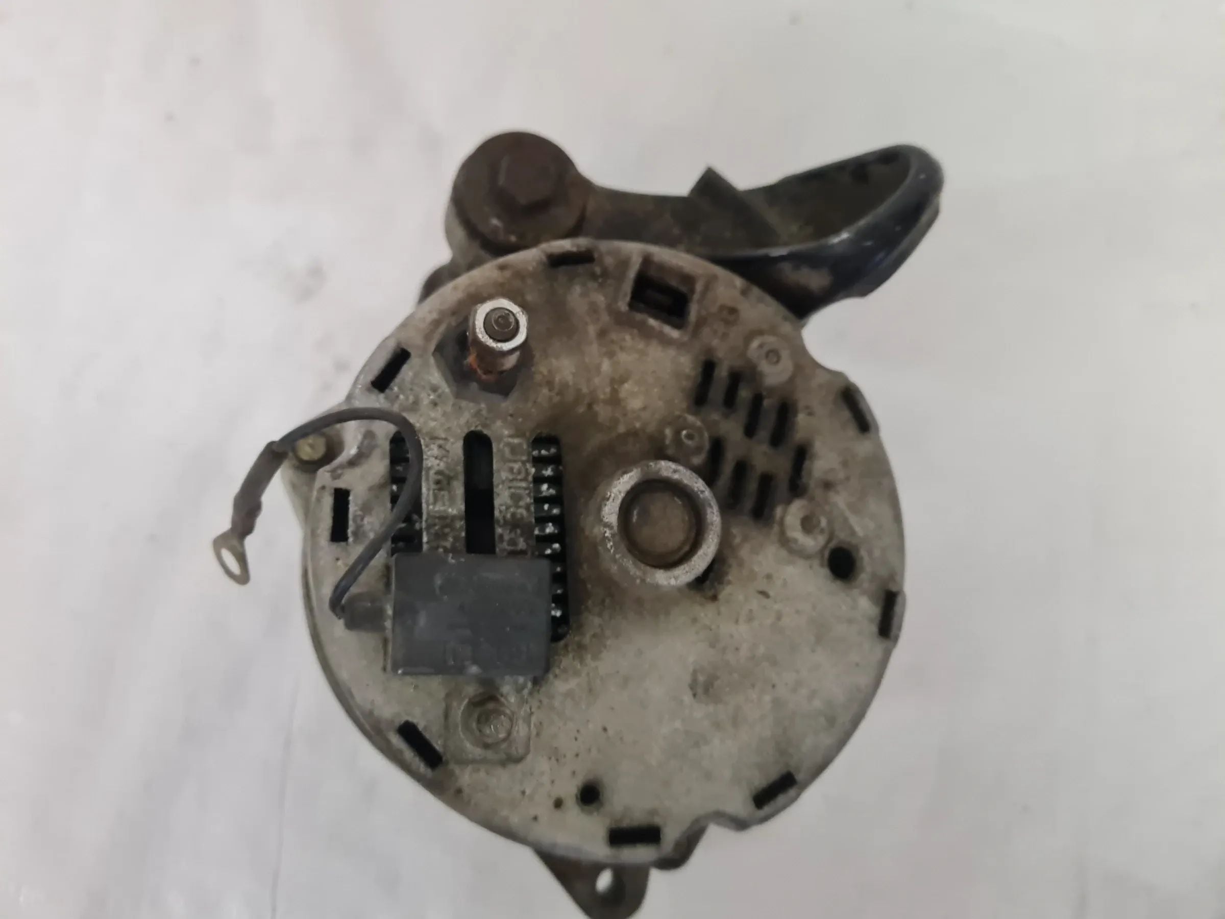 Original Opel Ascona B/Kadett E 1.3/1.6 Lichtmaschine 0290800062