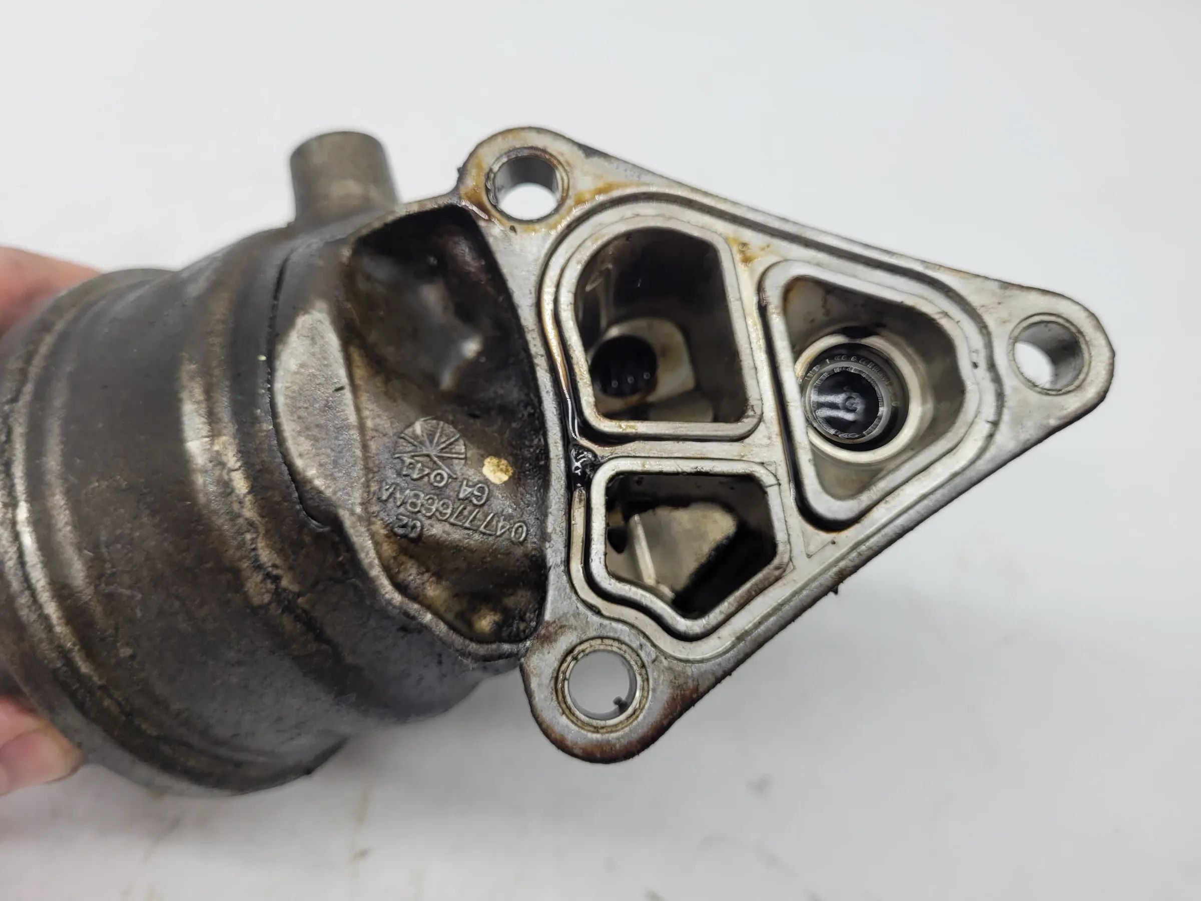 Original Mini One (R50/R53) Ölkühler & Filtergehäuse 04777668AA