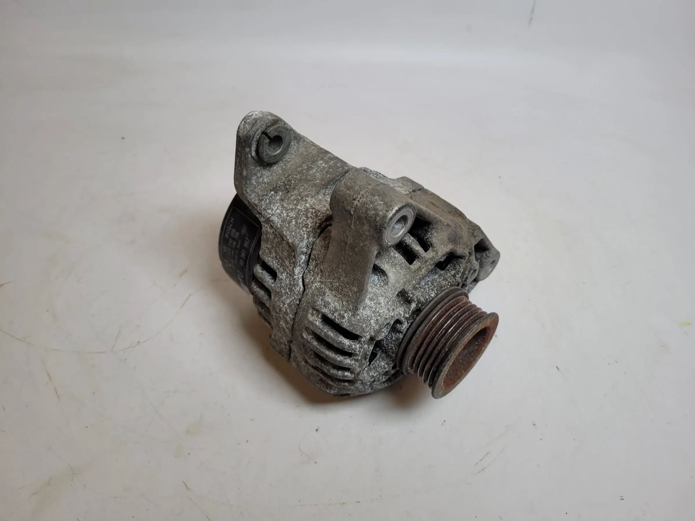 Original Opel Corsa B S93 Lichtmaschine 90561967
