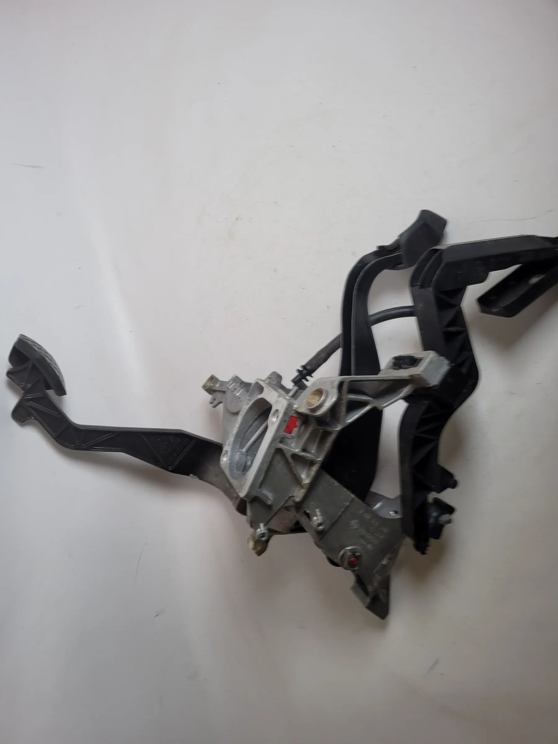 Audi A4 B5 Pedalerie / Pedal-Satz 8D1721117E Original