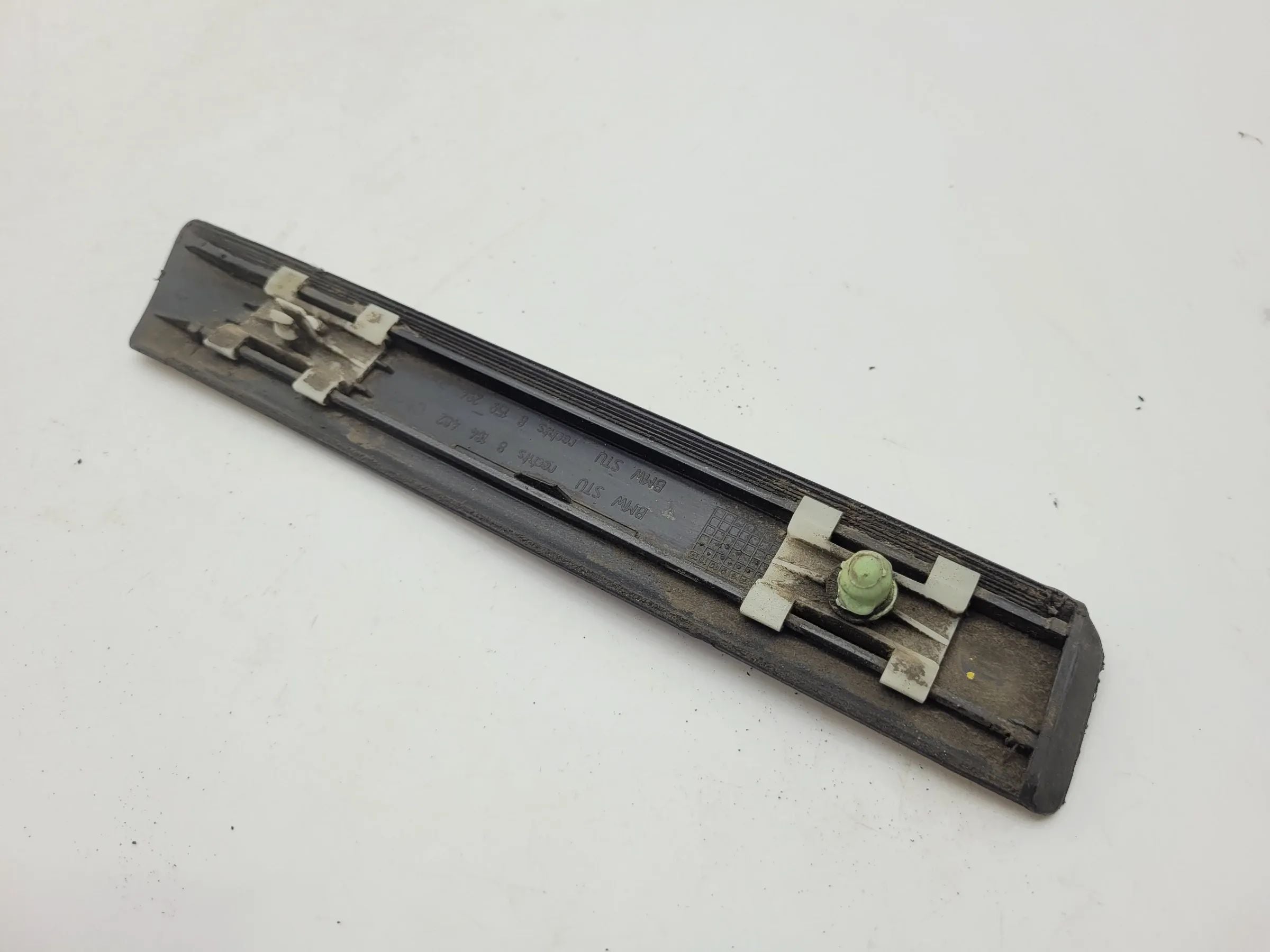 Original BMW 5er (E39) Zierleiste Stoßleiste Kotflügel Rechts, 8184482