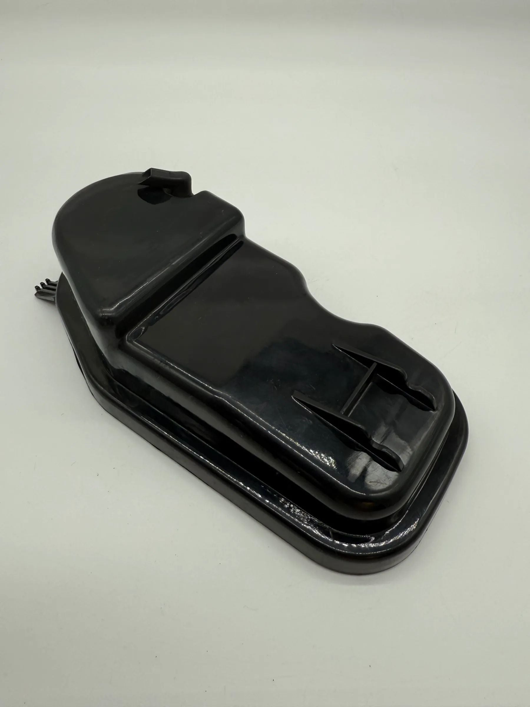 Крышка фары левая VW Поло 6N 304411139L(ABD325)