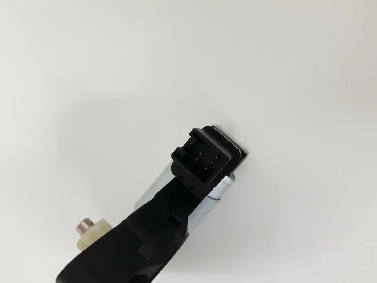 oryginalny silnik podnoszenia szyby tył prawy Mazda 6 BJ 2006 hatchback GJ6A5958X