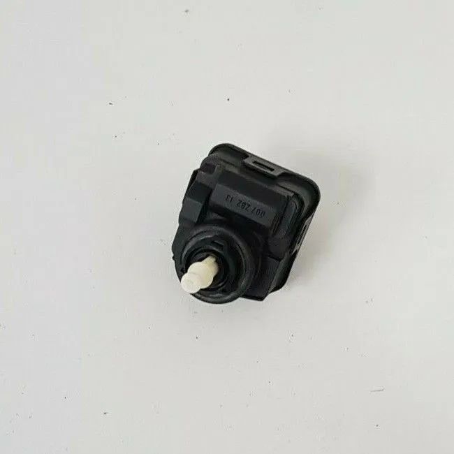 orijinal Audi A6 4B 1998 Sol Far Ayar Motoru 8L0941295 Hella 00728213