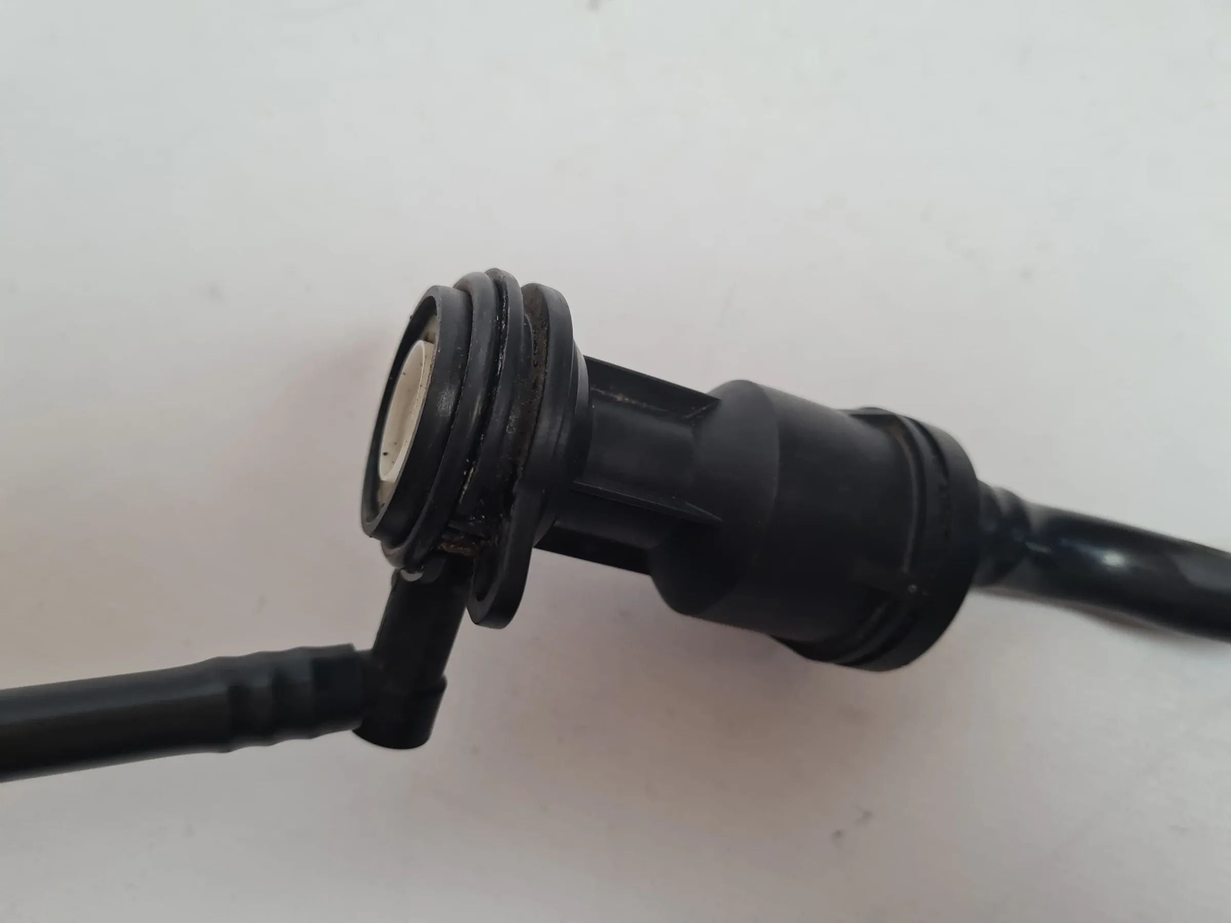 Original Audi A6 (4B2/4B4) 2.4 V6 Unterdruckleitung Rohr Schlauch 4B0201994B
