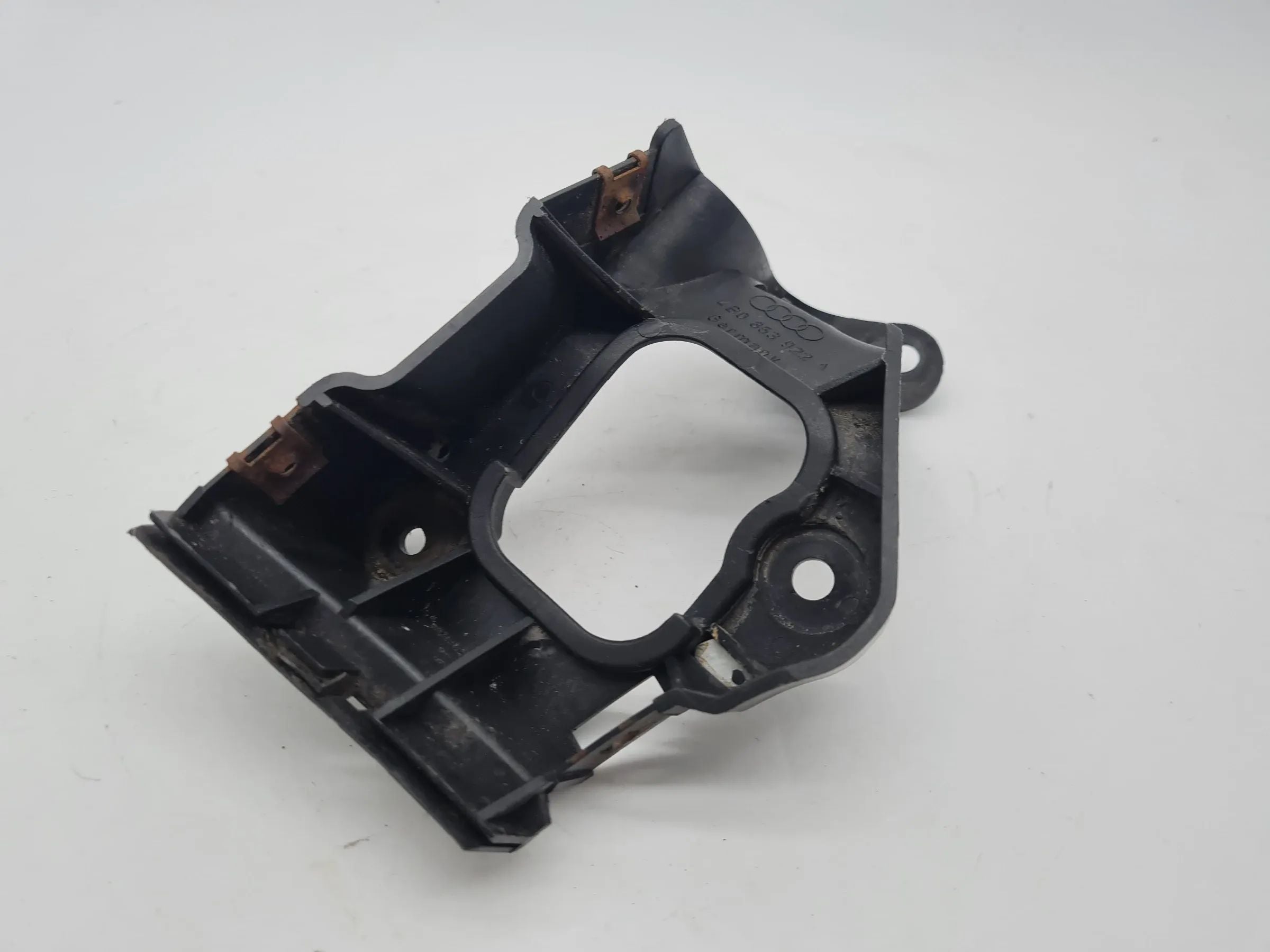 Original Audi A6 (4B2/4B4) Halter Seitenschweller Rechts Vorne 4B0853922A