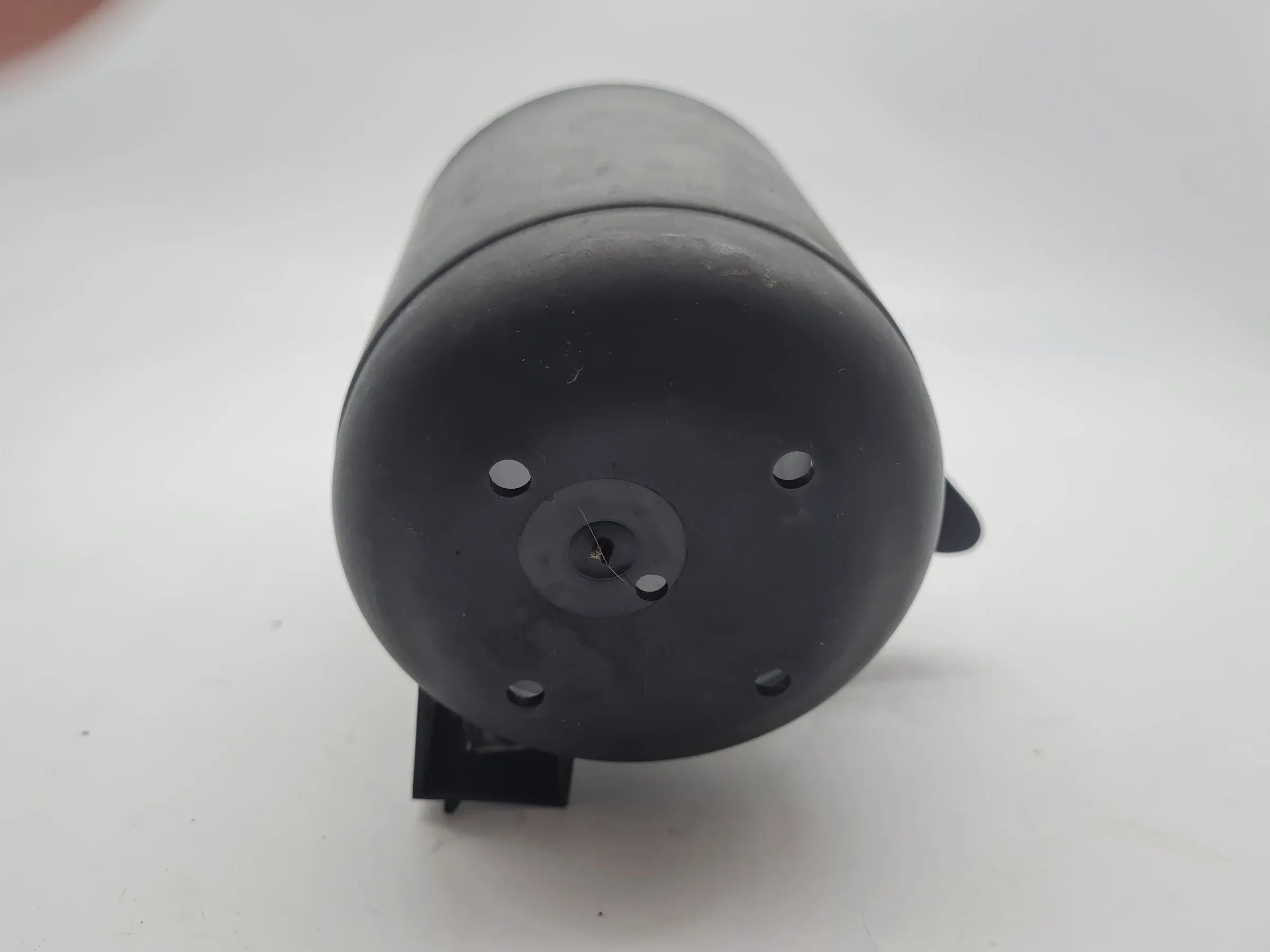 Original Audi A6 (4B2/4B4) Halterung Klimatrockner Flasche 4B0853580
