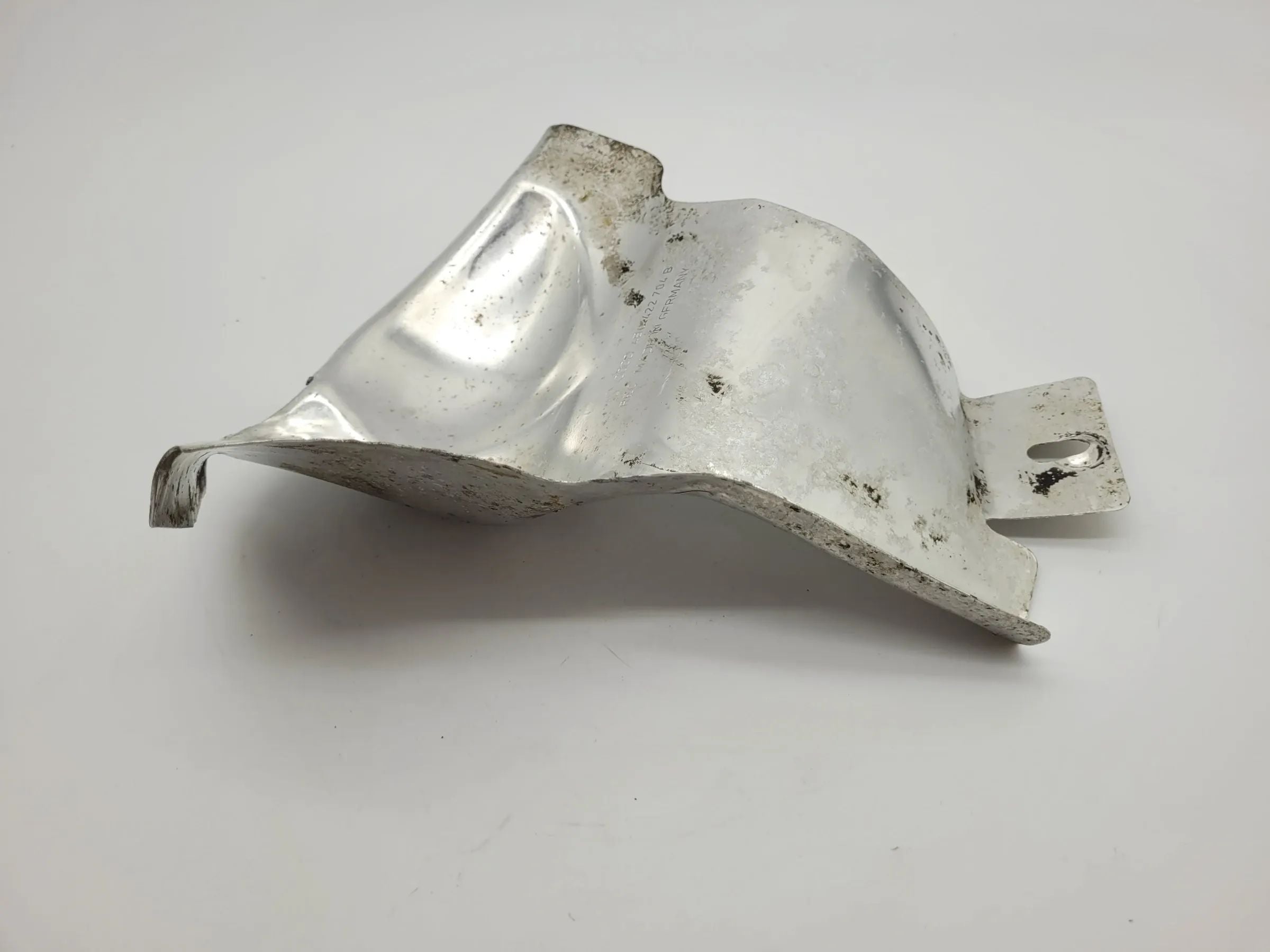 Original Audi A6 (4B2/4B4) Hitzeschutzblech Lenkgetriebe Rechts 4B0422704B