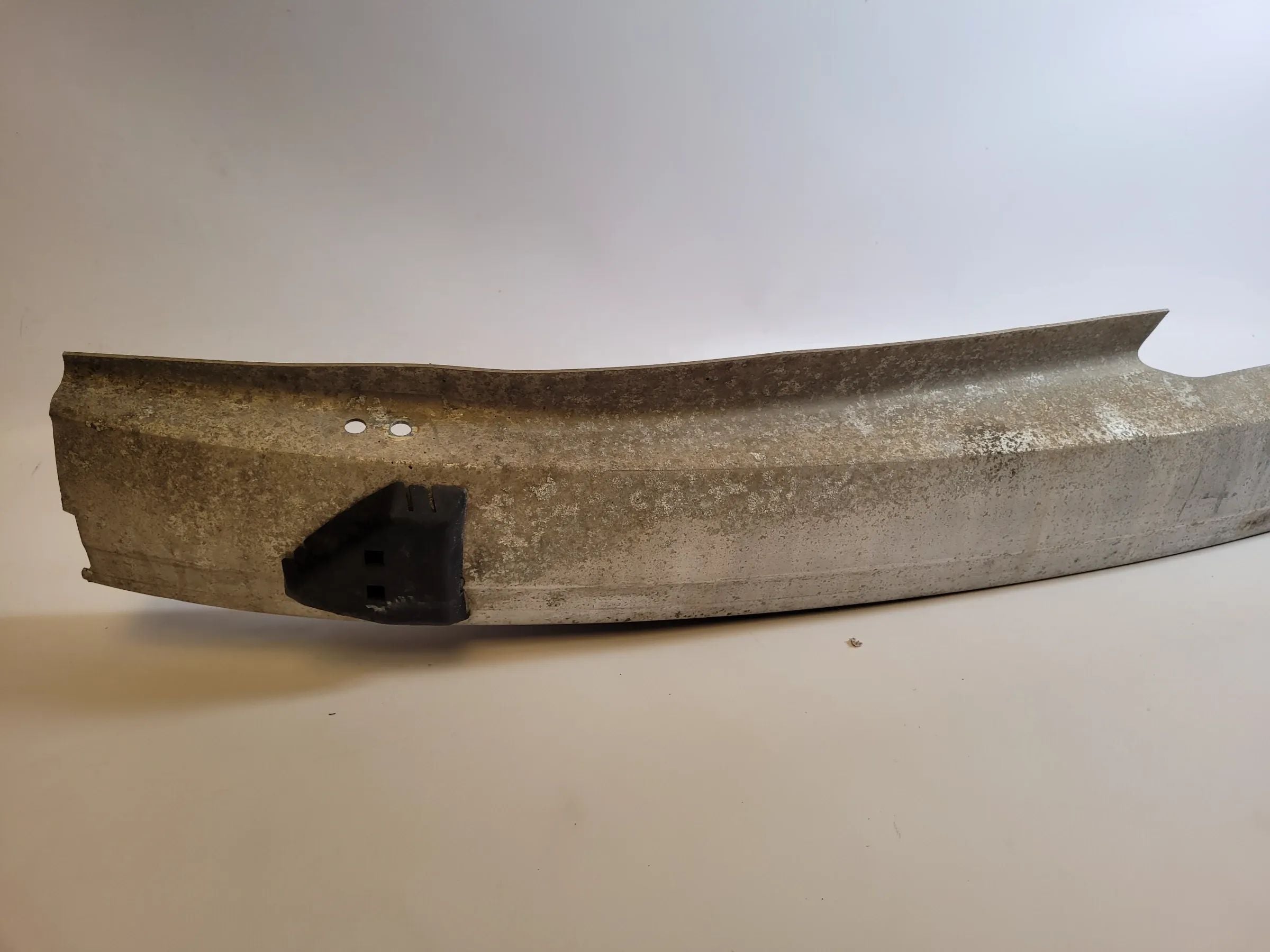 Original Audi A6 (4B2/4B4) Träger Stoßstange Stoßfänger Hinten 4B580799 3/4