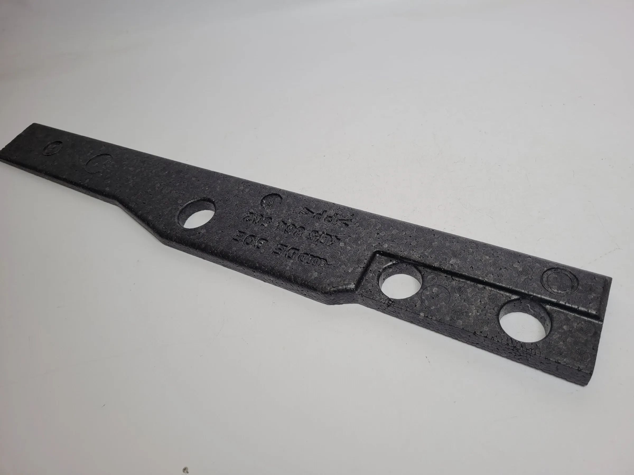 Original Audi A6 (4B2/4B4) Kofferraum Schaumstoff Füller Rechts 4B5864502