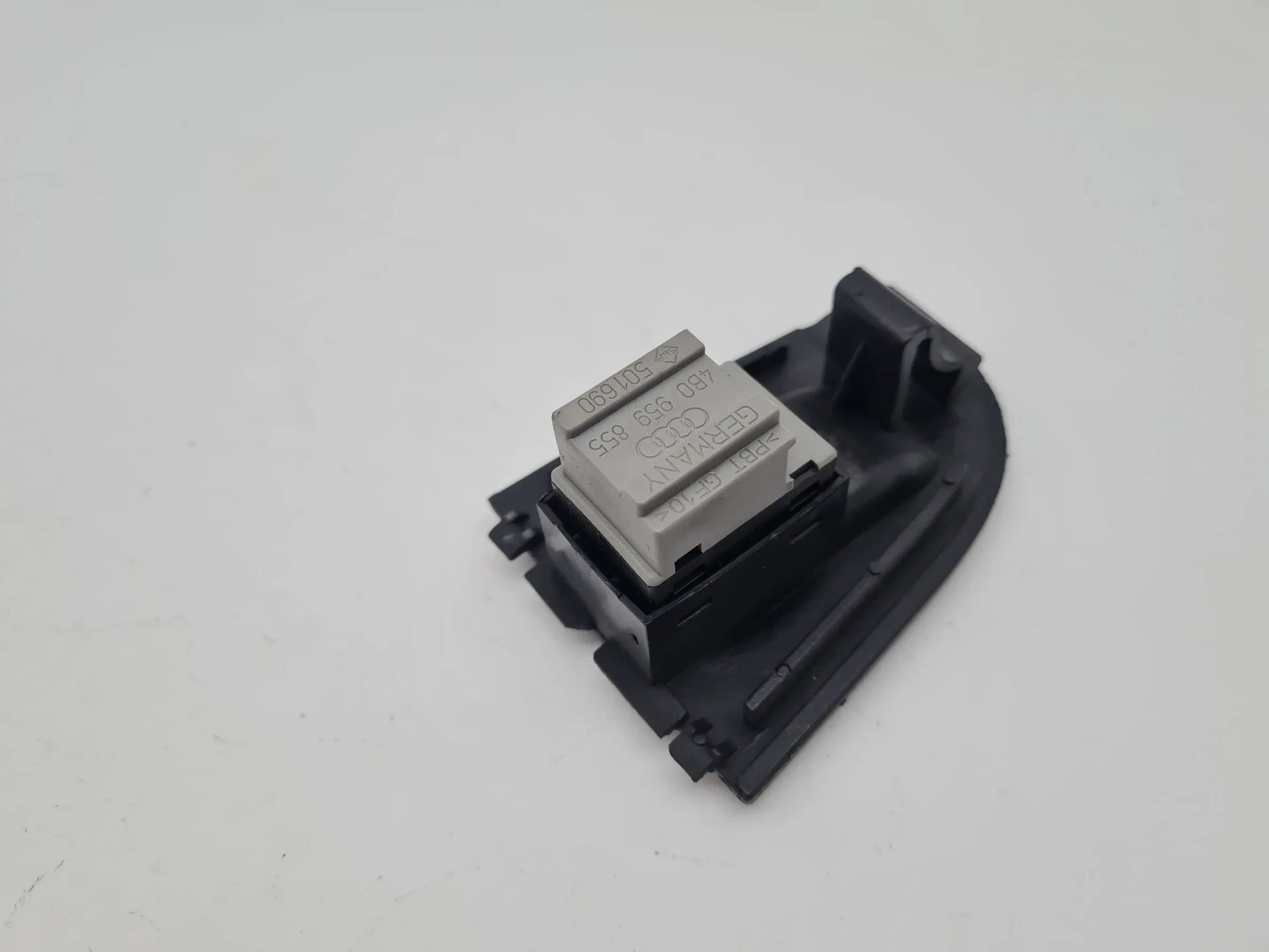 Original Audi A6 (4B2/4B4) Schalter Fensterheber Hinten Rechts, 4B0959855