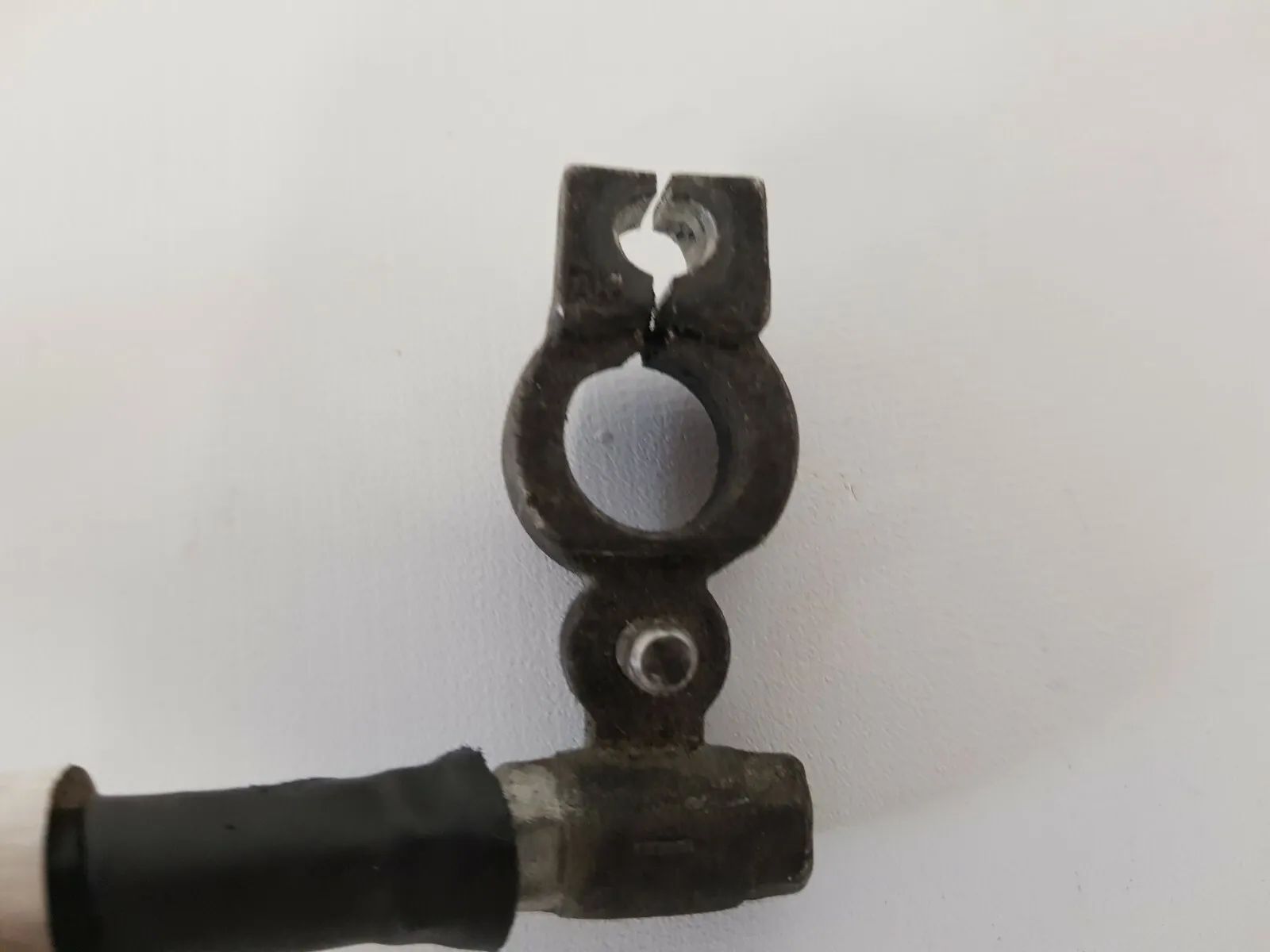 VW Volkswagen Golf MK5 GTI 2.0FSI 2006 negative cable ground cable battery 1T0971235A 