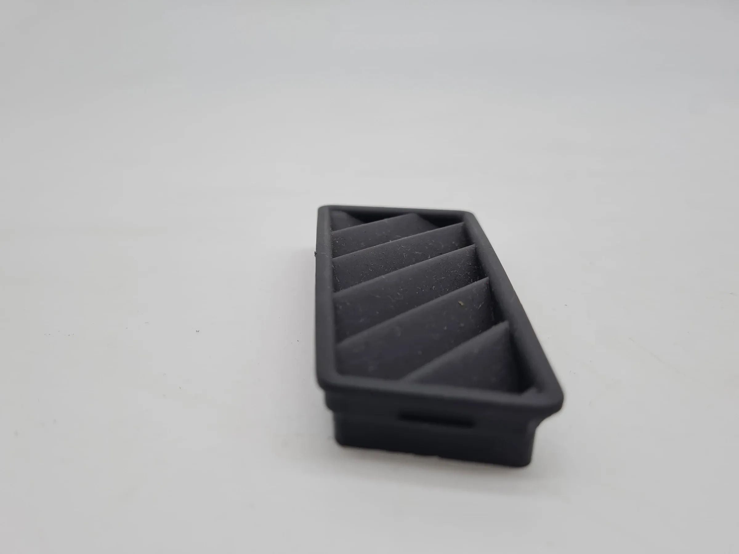 Original Audi A4 (8E/B6/B7) Luftgitter Blende Armaturenbrett Rechts 8E0819794B