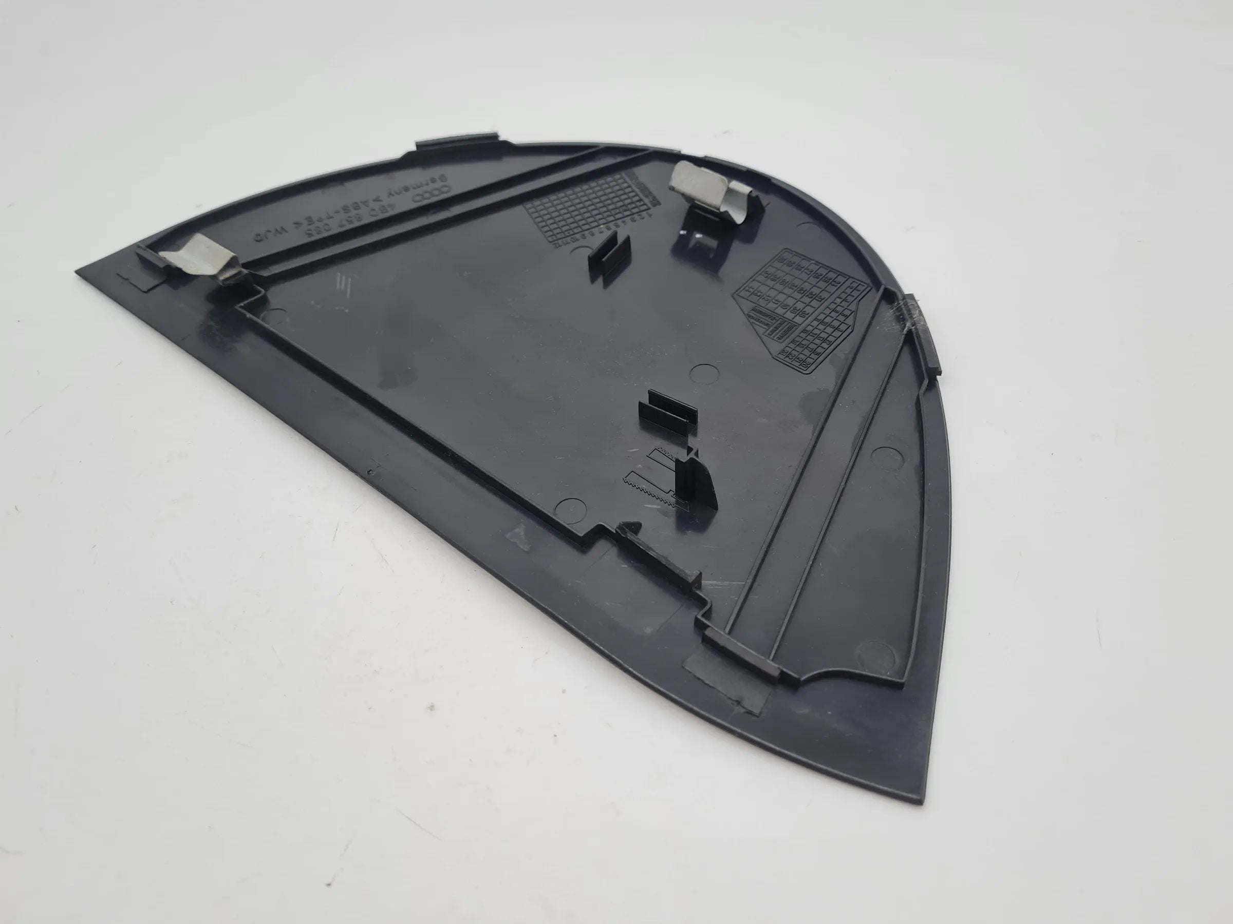 Original Audi A6 (4B2/4B4) Armaturenbrett Seitenblende Links Schwarz 4B0857085