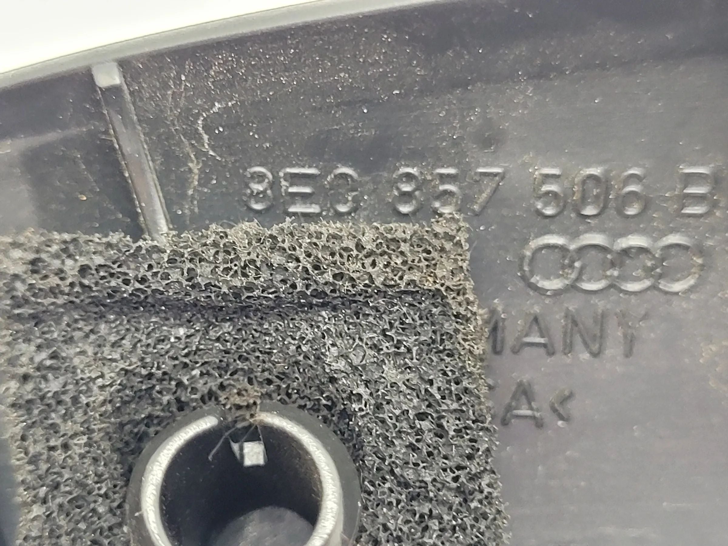 Original Audi A4 (8E/B6/B7) Verkleidung Außenspiegel Rechts 8E0857506B