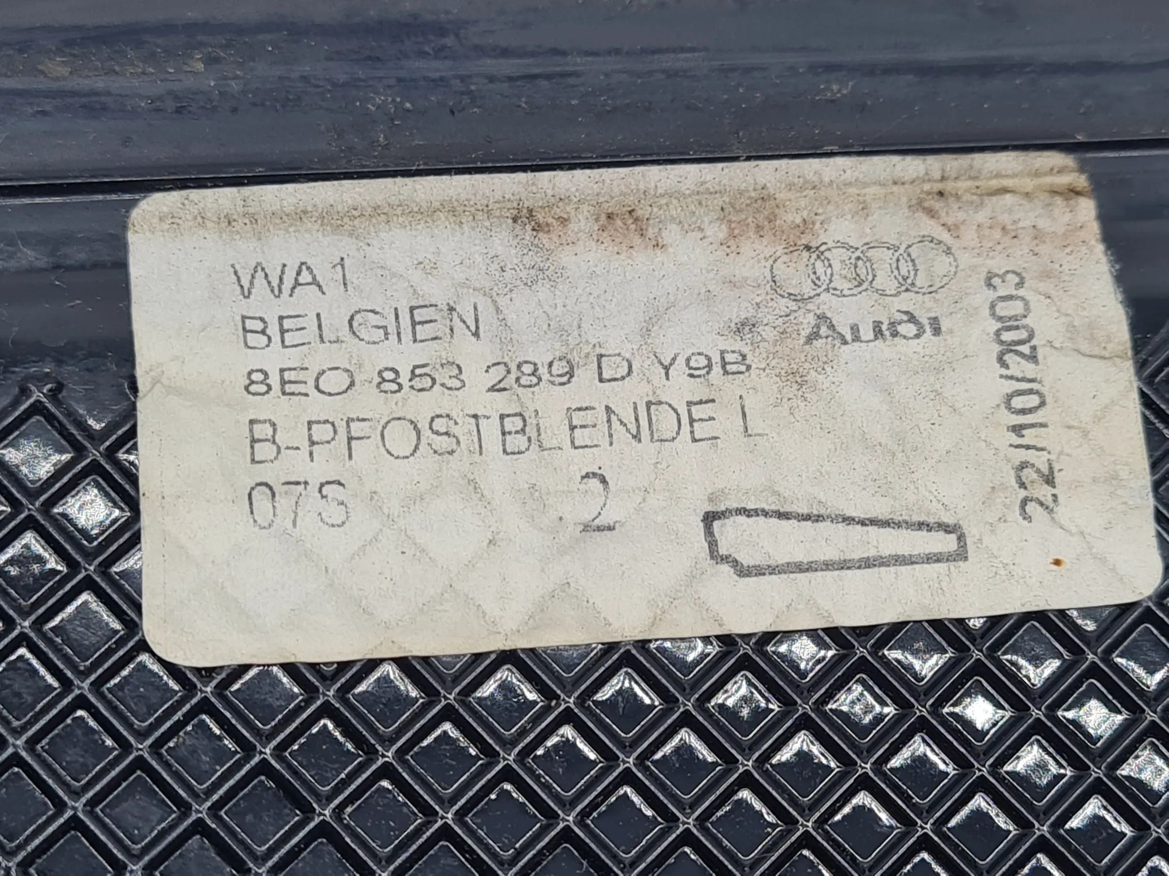 Original Audi A4 (8E/B6/B7) Türverkleidung Dreieck Links Hinten 8E5853273C