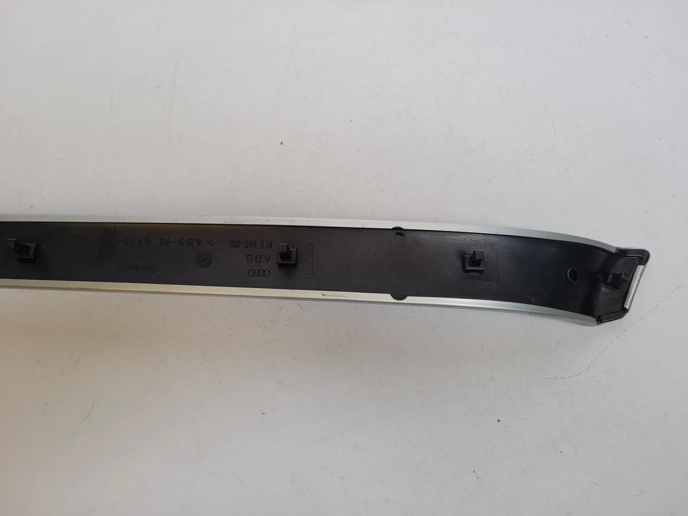 Original Audi A4 (S-Line) Dekorleiste Zierleiste Rechts Vorne 8E0867410