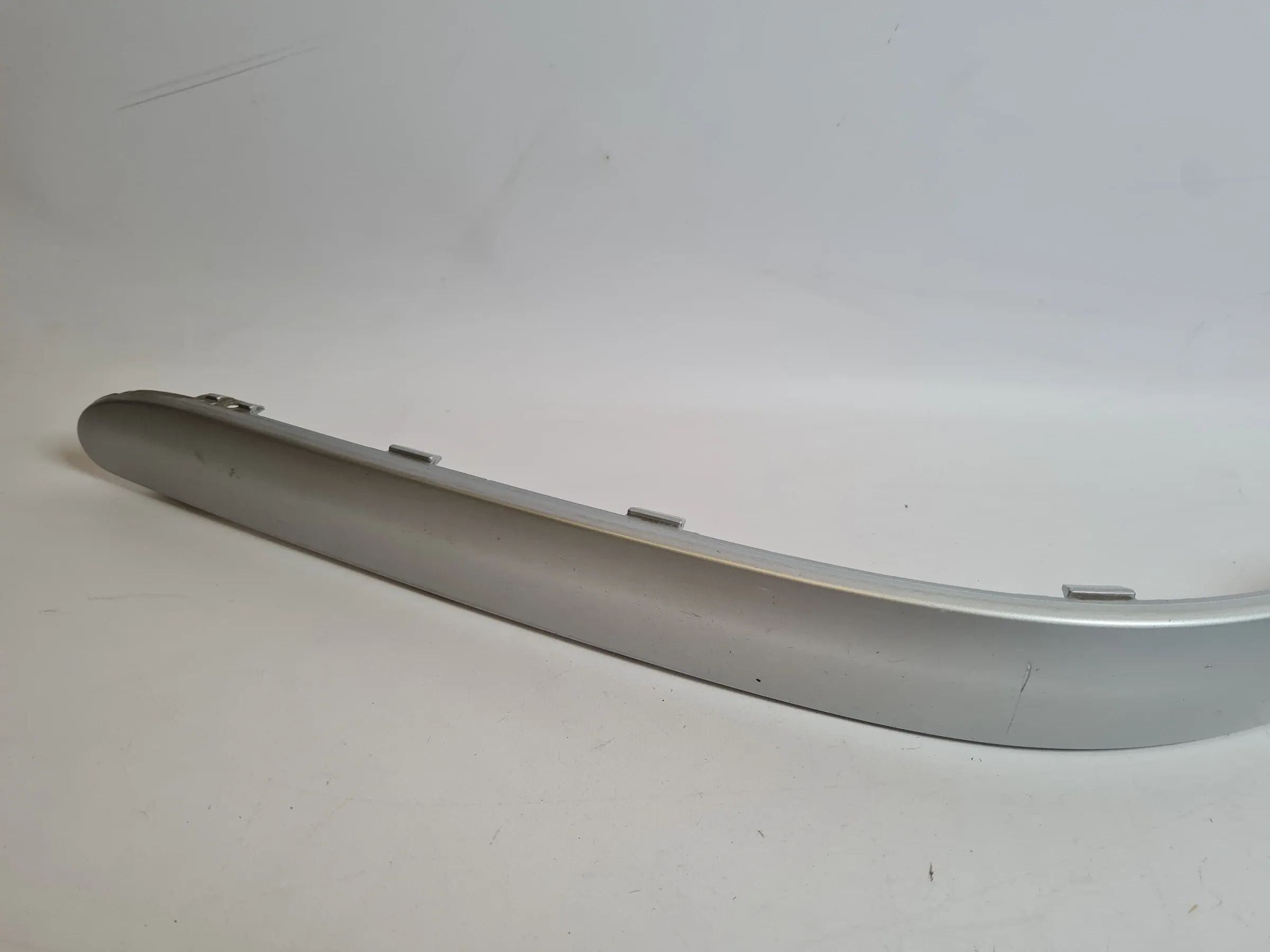 Original Mercedes-Benz C-Klasse (W203) Zierleiste Stoßstange Links, A2038854321