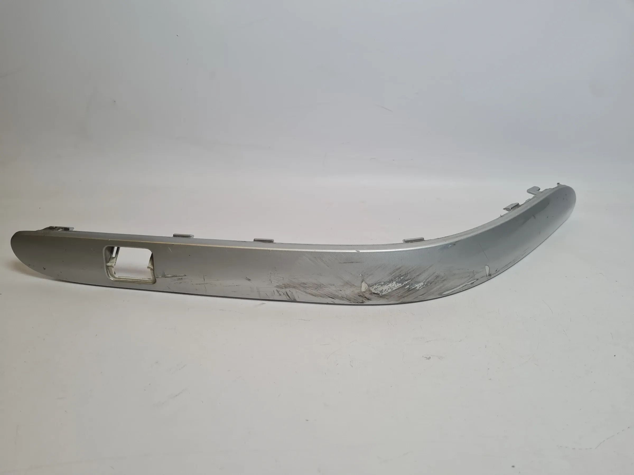 Original Mercedes-Benz C-Klasse (W203) Zierleiste Stoßstange Rechts, A2038854421