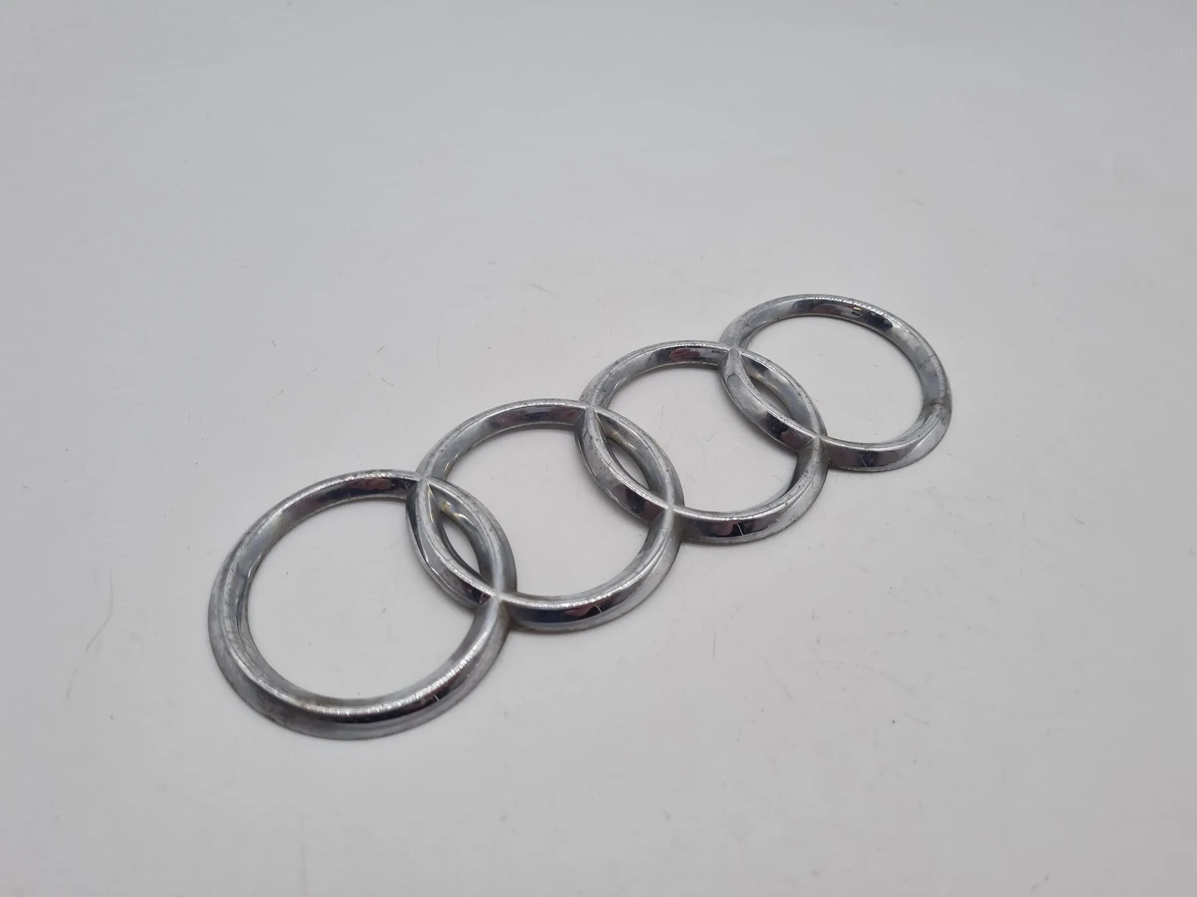 Original Audi A6 (4B2/4B4) Emblem Logo 28395891
