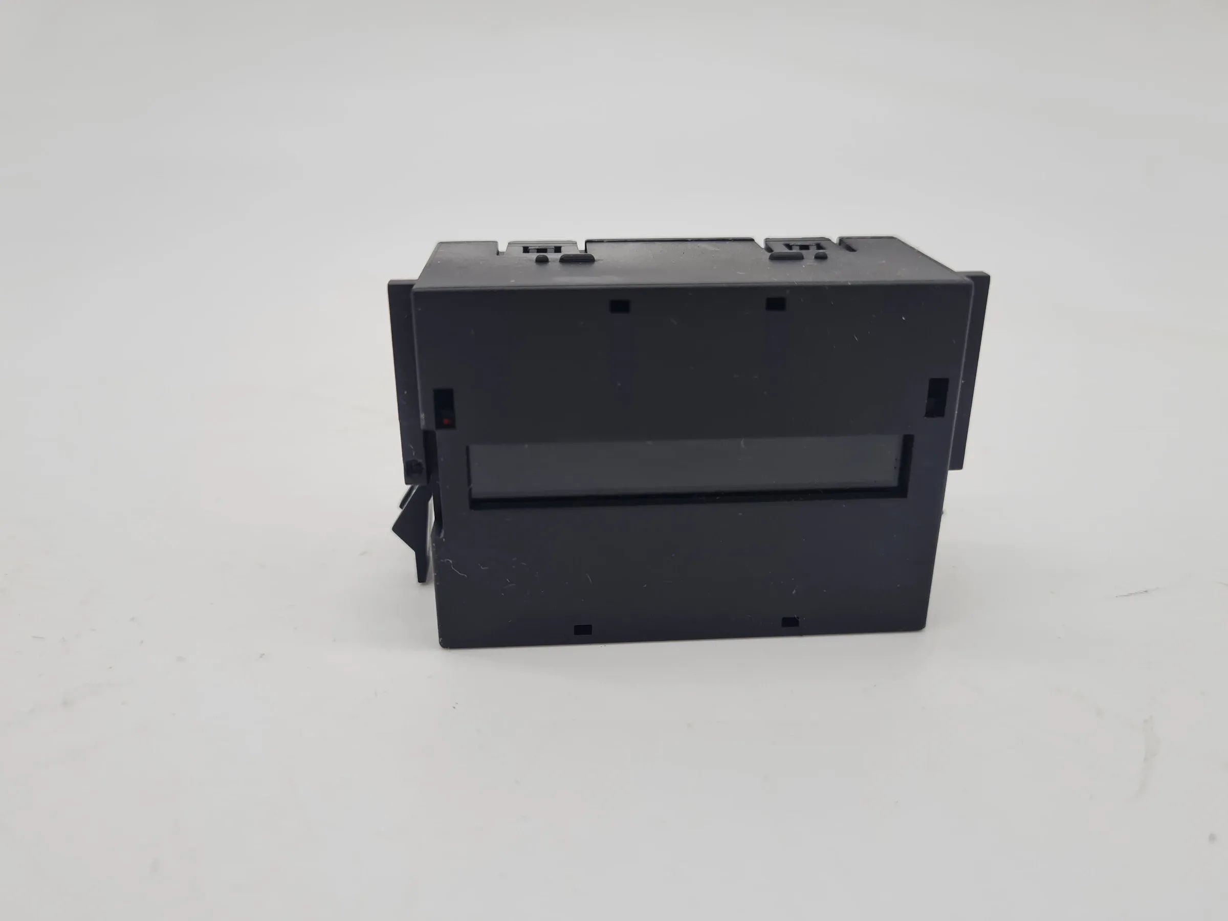 Original Audi A6 (4B2/4B4) Bordcomputer Display 8L0919272A
