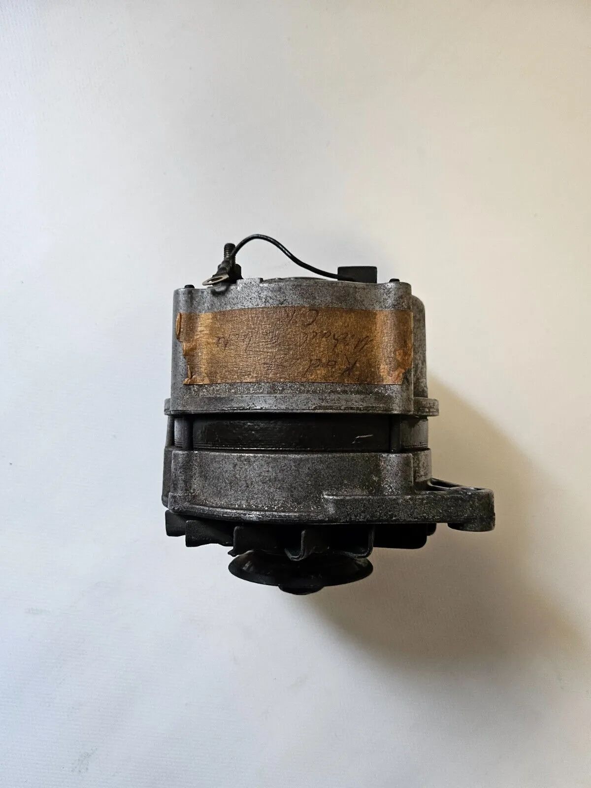 orig. Lichtmaschine Bosch Drehstromgenerator 0120489116 Generator  Opel 14V 45A