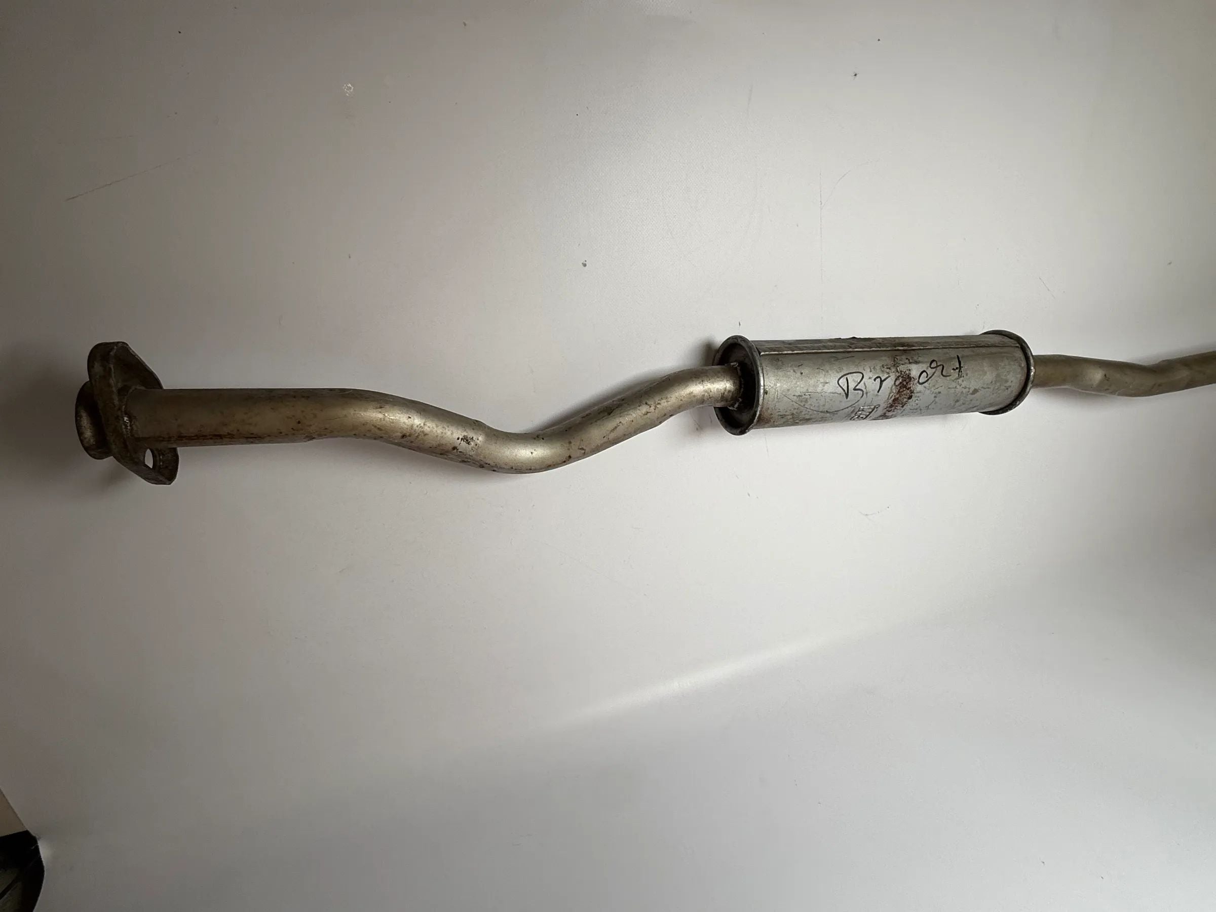 Oryginalny Opel Kadett D tłumik środkowy 852200 / 90128264