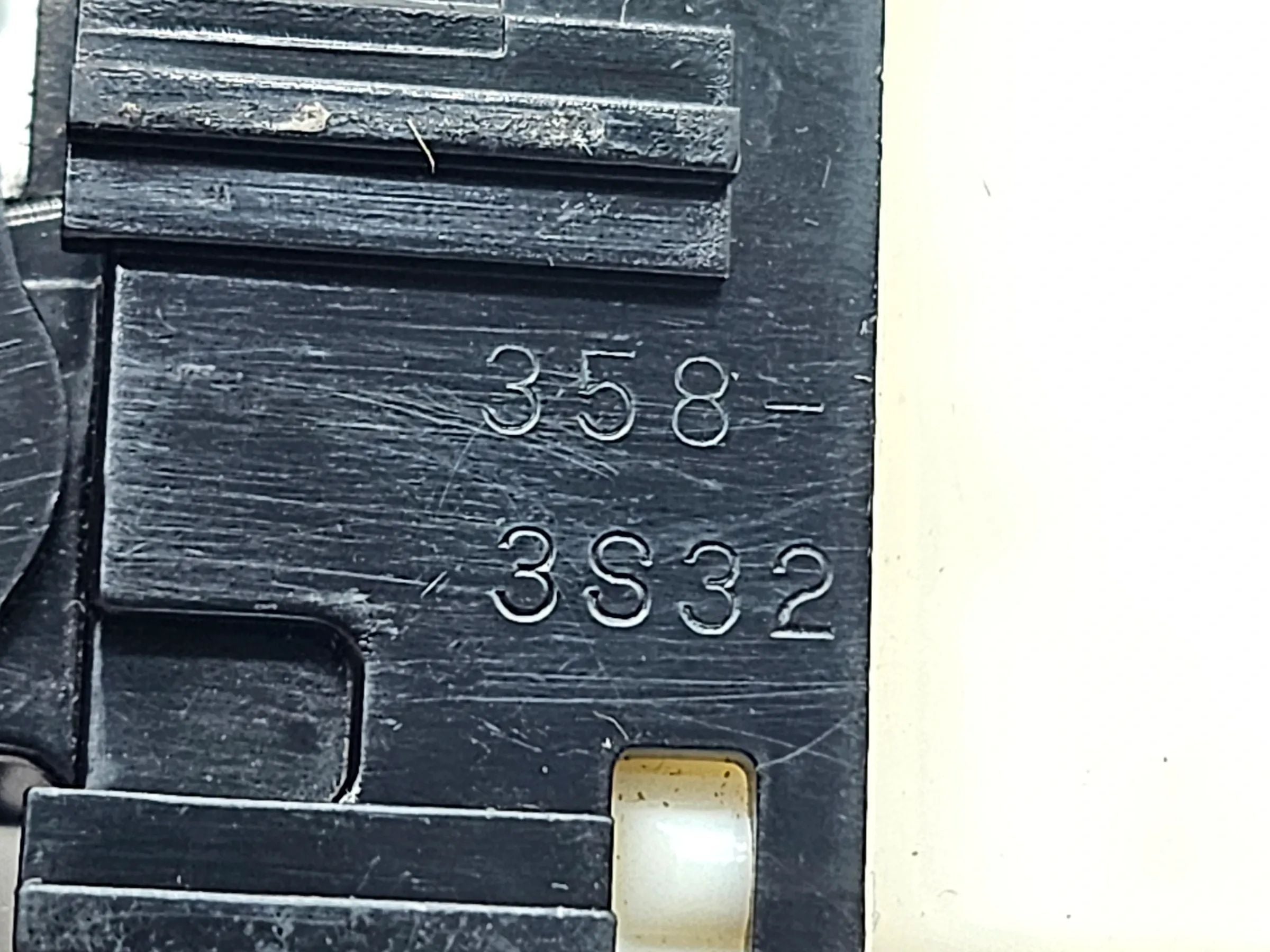 Original Mazda 6 GG GY Schalter Fensterheber Vorne Rechts 358-2S32