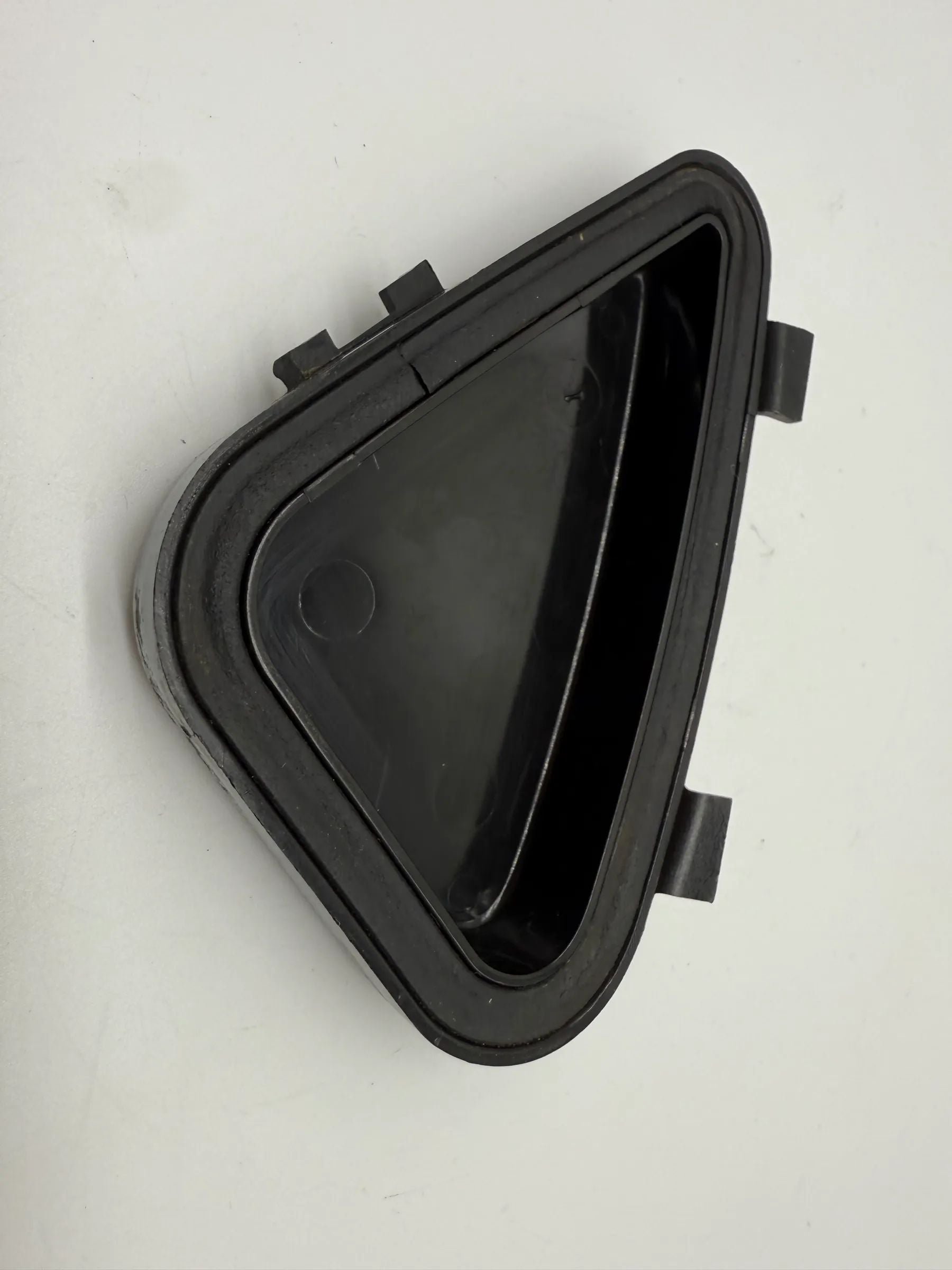 Oryginalna zaślepka reflektora lewa Seat Ibiza III (6L) 304451115