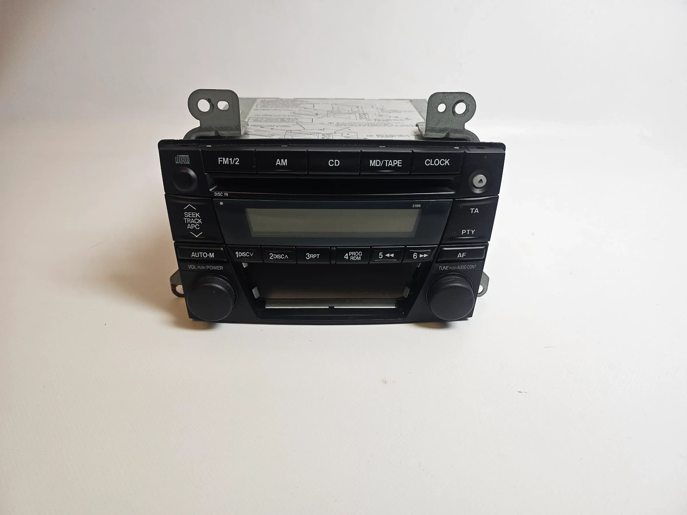Oryginalne radio CD Mazda MPV II LD67669R0A 14788200