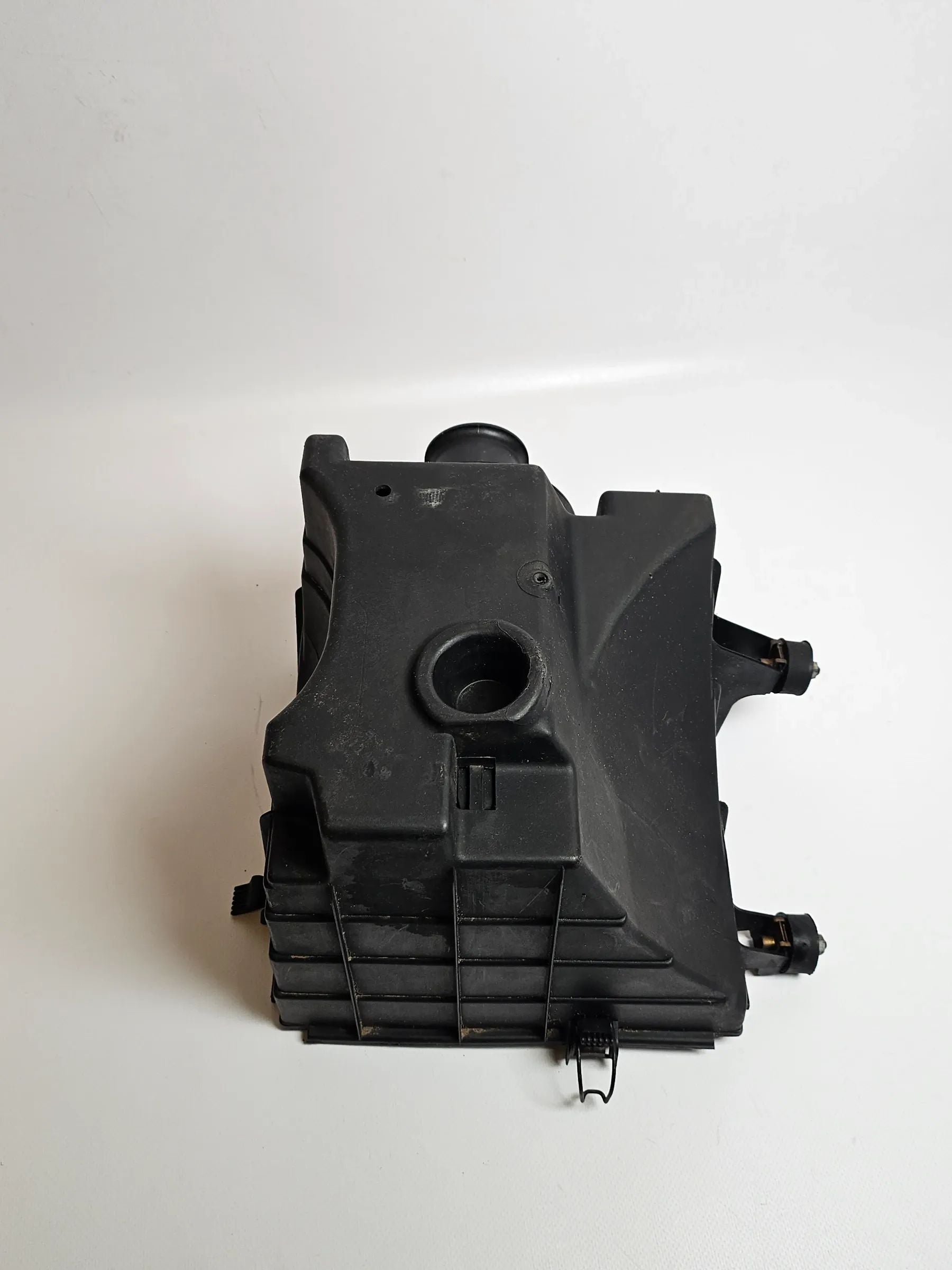 Oryginalna dolna obudowa filtra powietrza BMW E36 M43 1247465