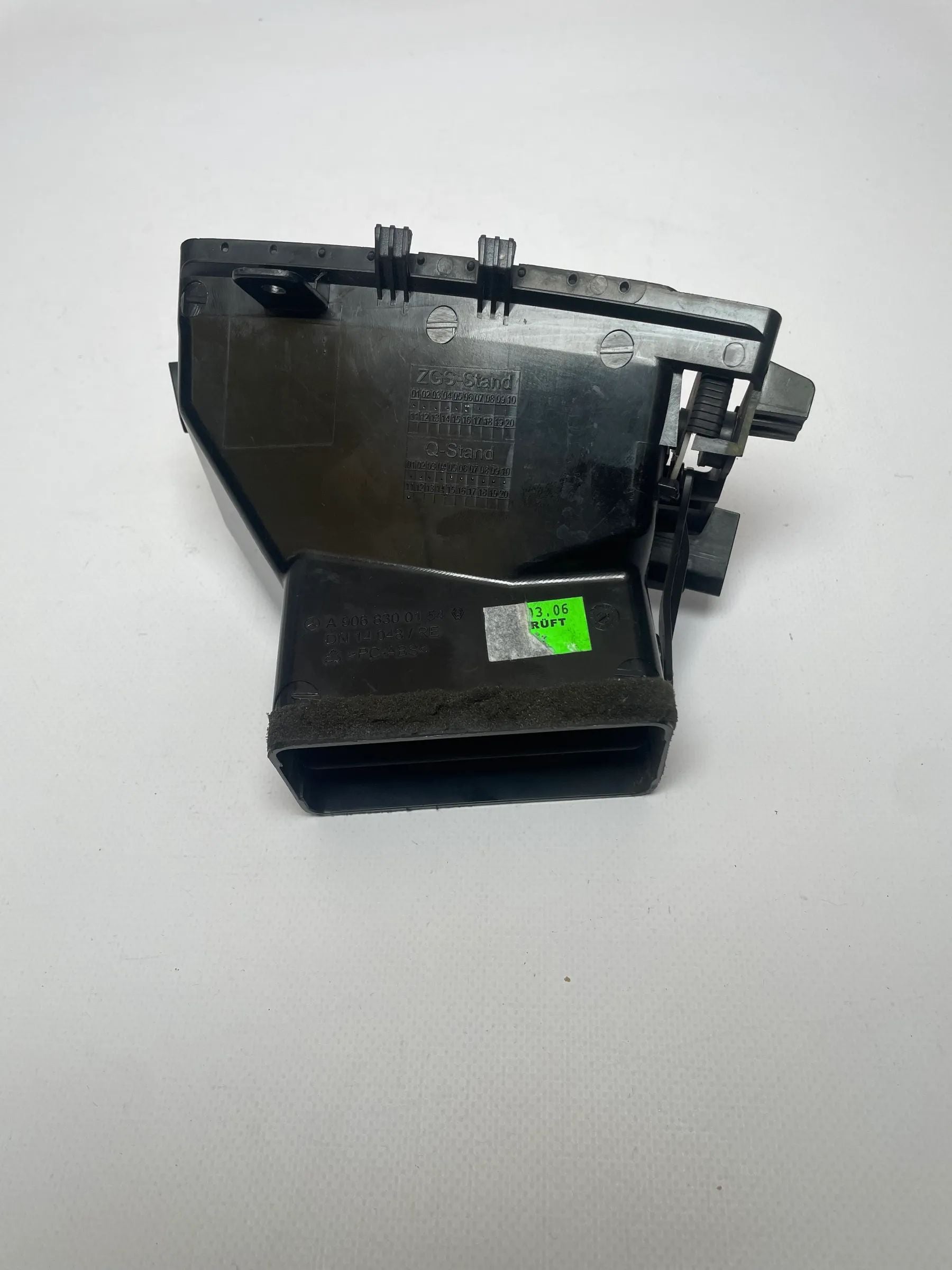 Original Mercedes VW Crafter Sprinter (B906/2E) Luftdüse Rechts A9068300154