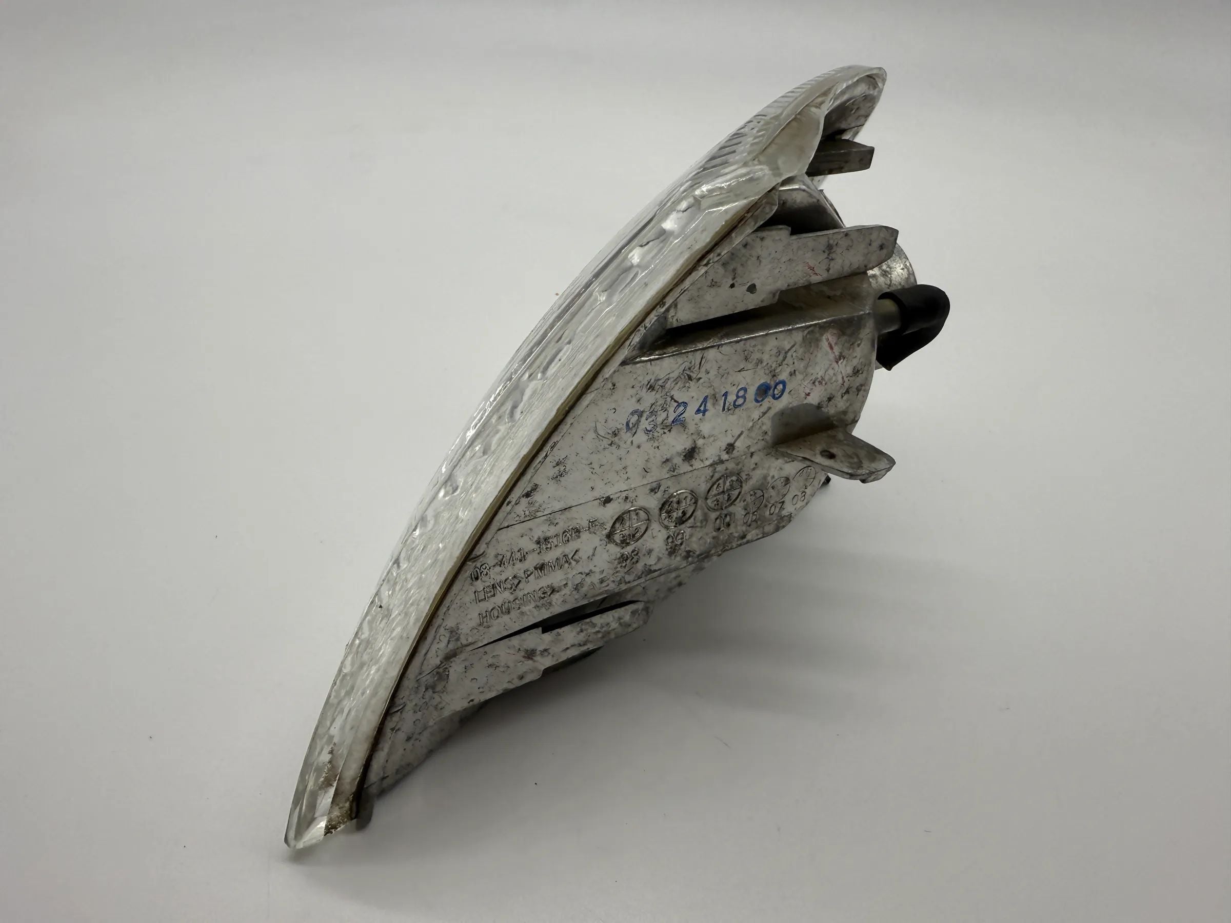 Original VW Passat B5 (3B2/3B5) Indicatore di direzione destro 08-441-1516R-F
