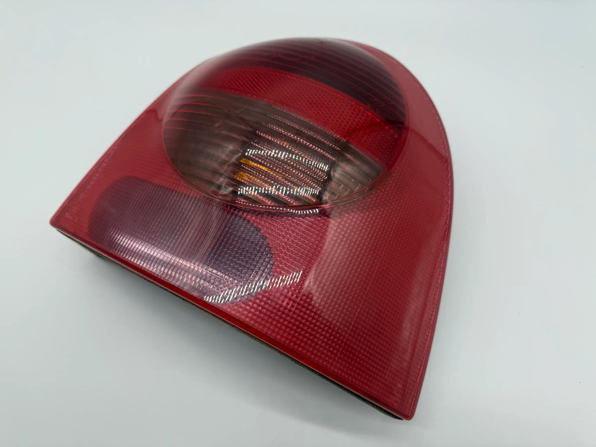 Original Renault Twingo I (CV06) rear light right D7700426320 