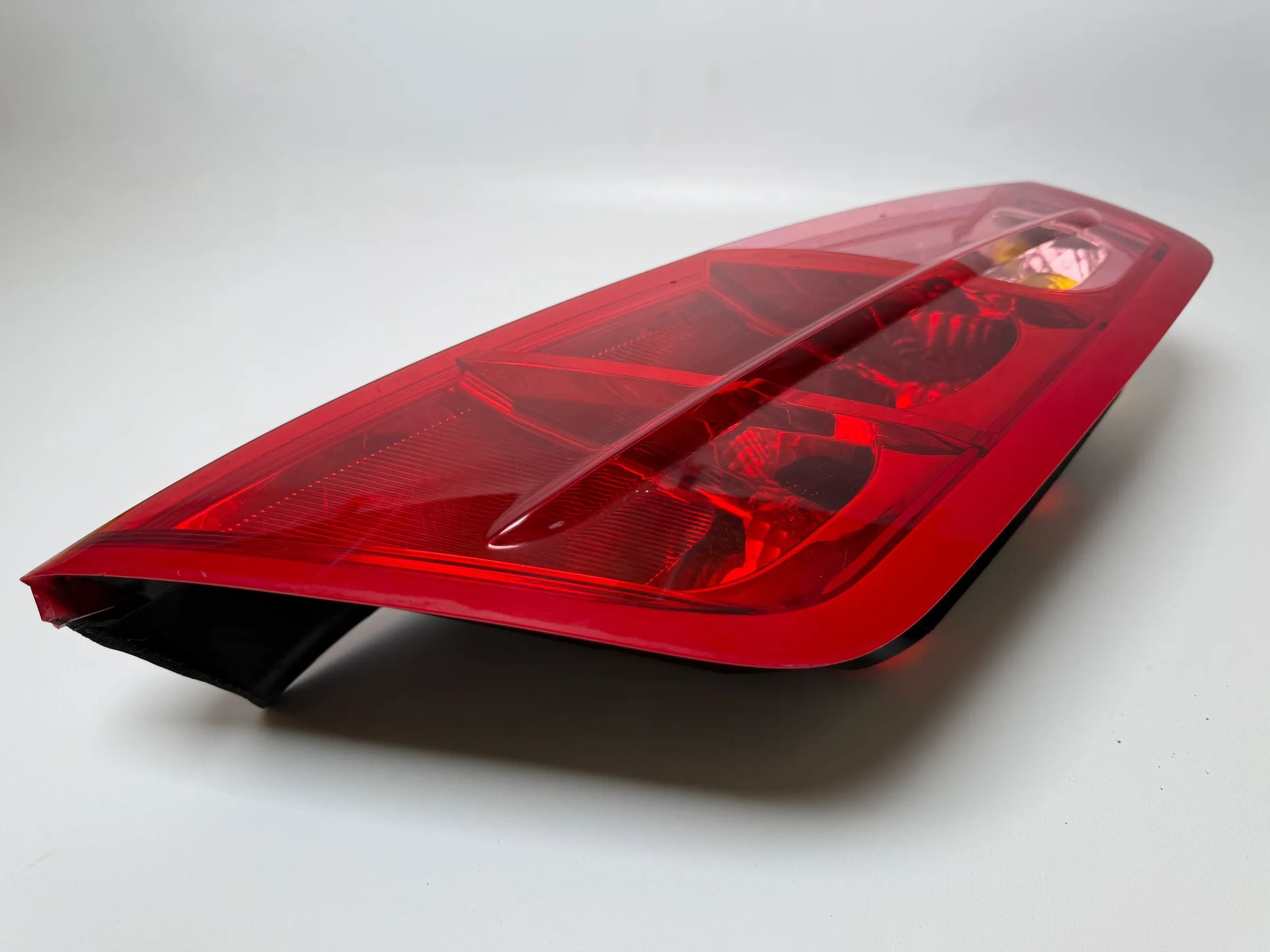 Original Fiat Grande Punto 199 rear light right 51701590 / 27460202 