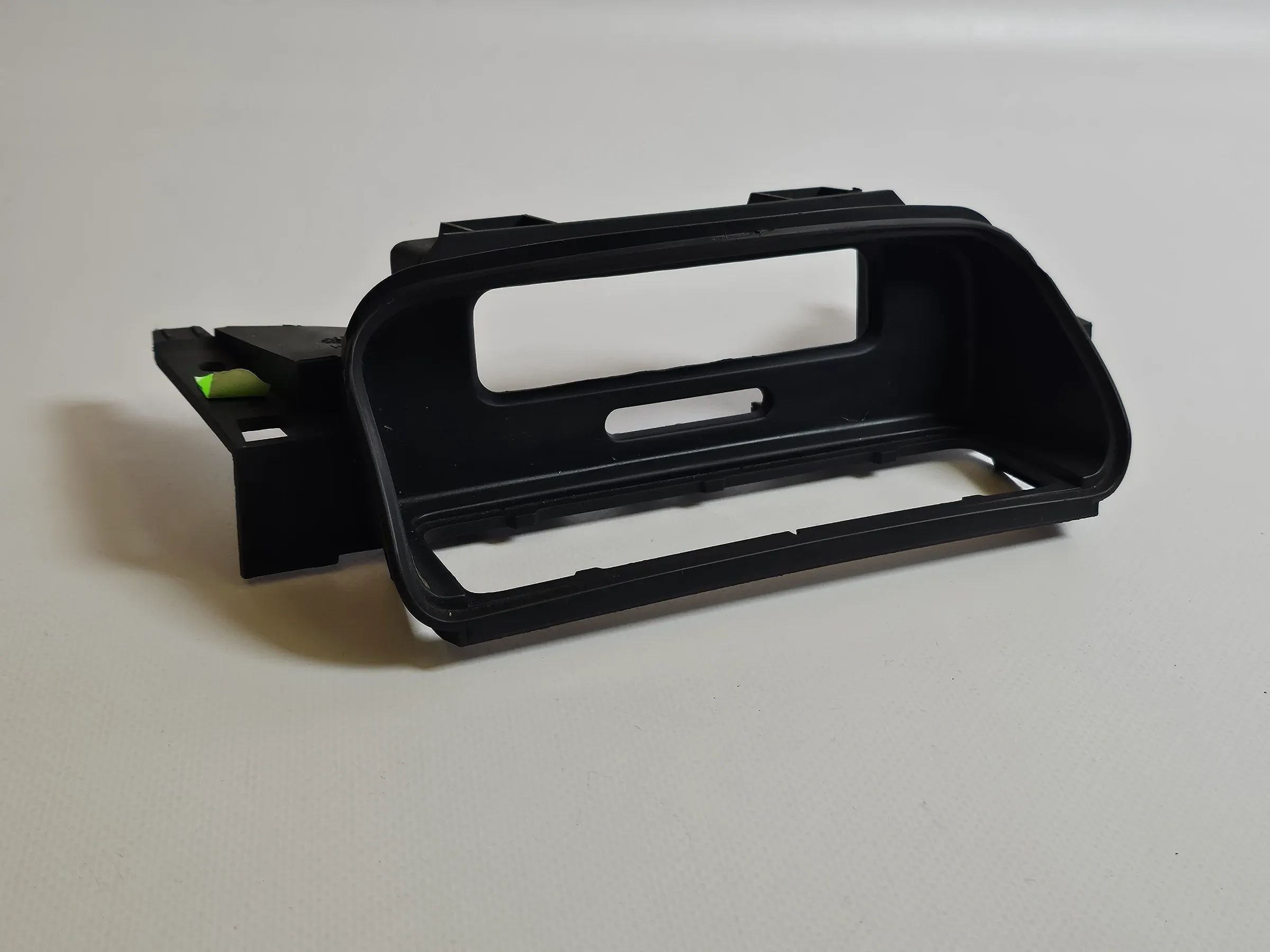 Renault Clio 2 Display BC Verkleidung Bordcomputer Ablage Verkleidung 8200069064
