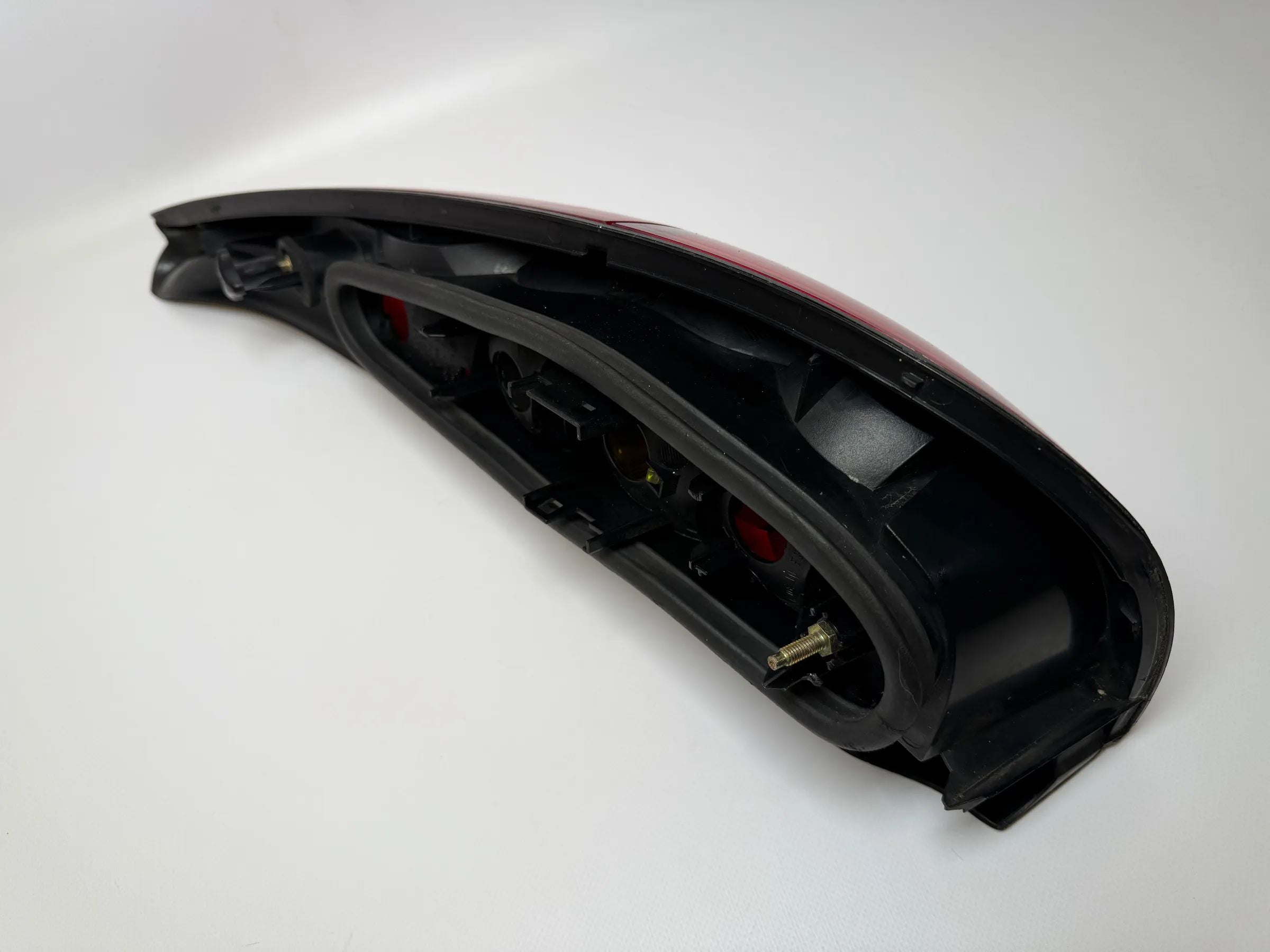 Oryginalne tylne światło prawe Renault Laguna I (56) Valeo 2261