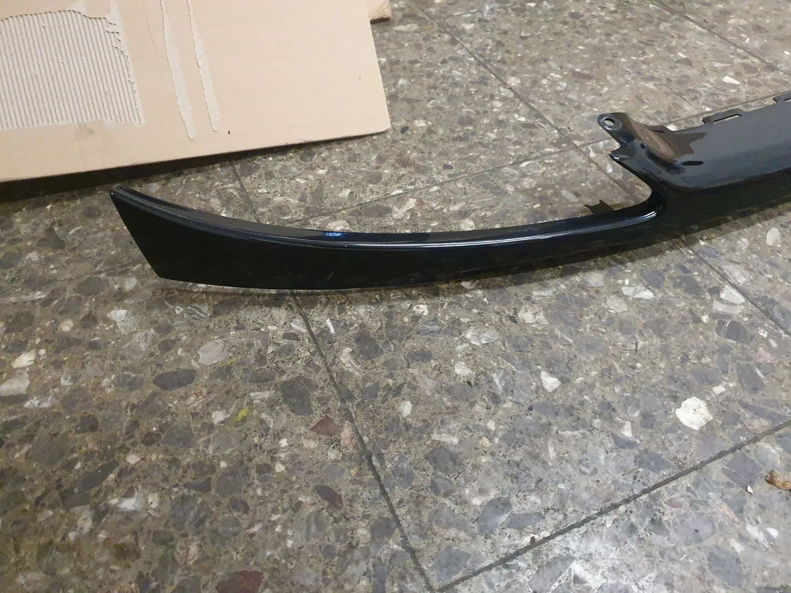 Оригинальная решетка радиатора Peugeot 206 CC 2003 года, черный металлик, 9628691277