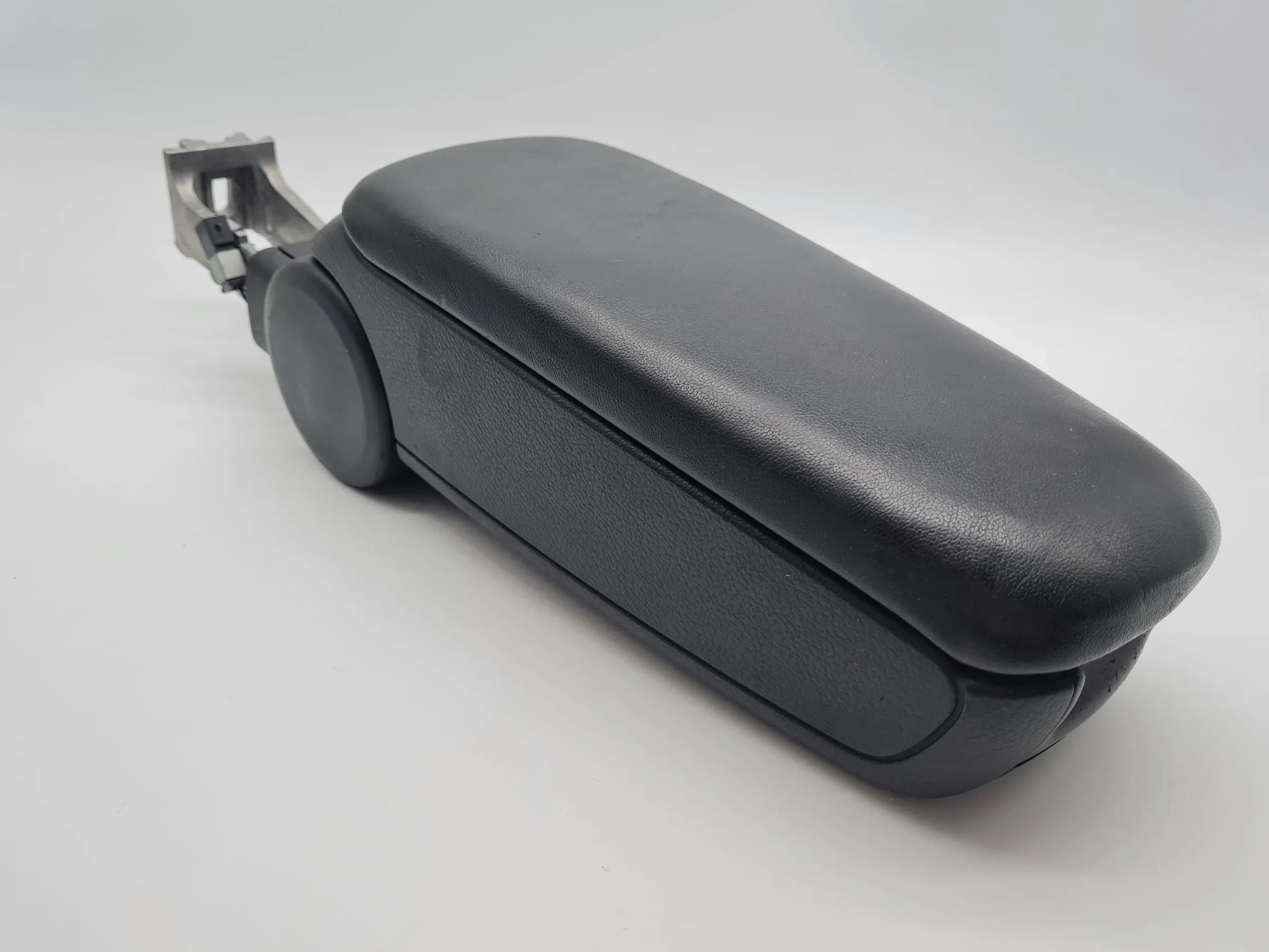 Original Audi A4 (8E/B6/B7) Leder Armlehne Mitte 8EO864207D6PS