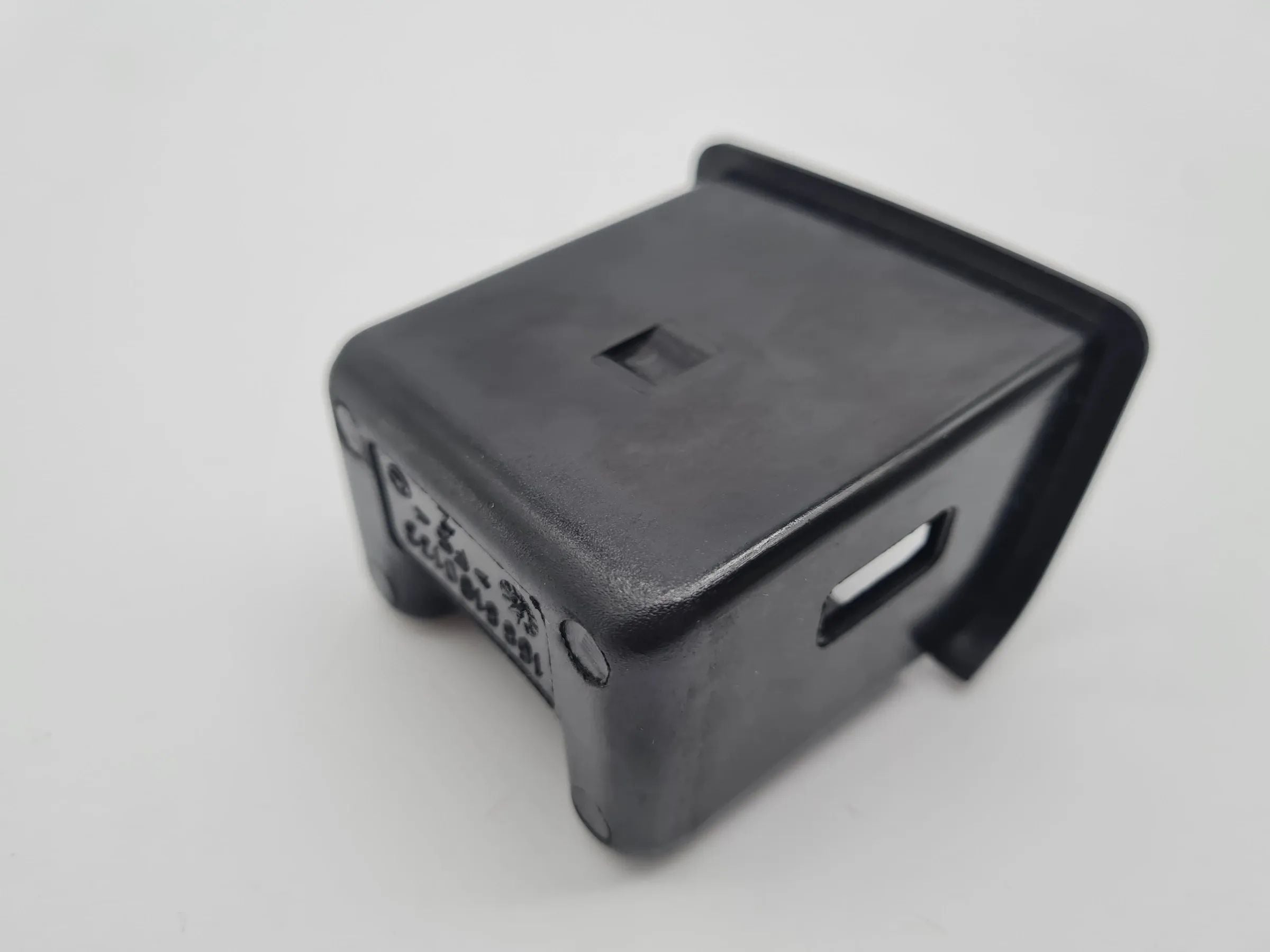 Original Mercedes-Benz A-Klasse (W168) Aschenbechereinsatz, A1688100133