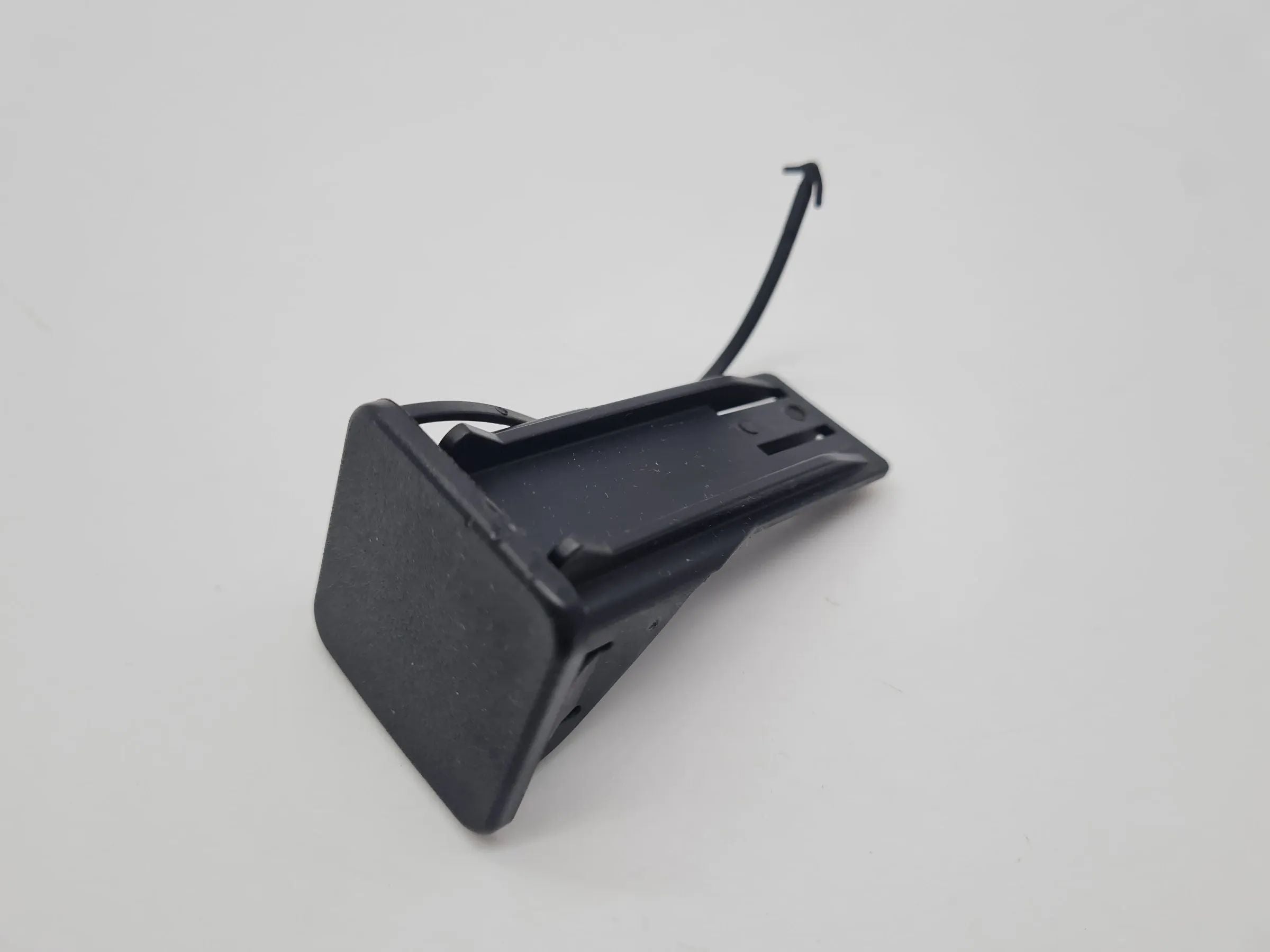 Original BMW 3er (E90/E91) Deckel Abdeckung Flashadapter Links 6919391