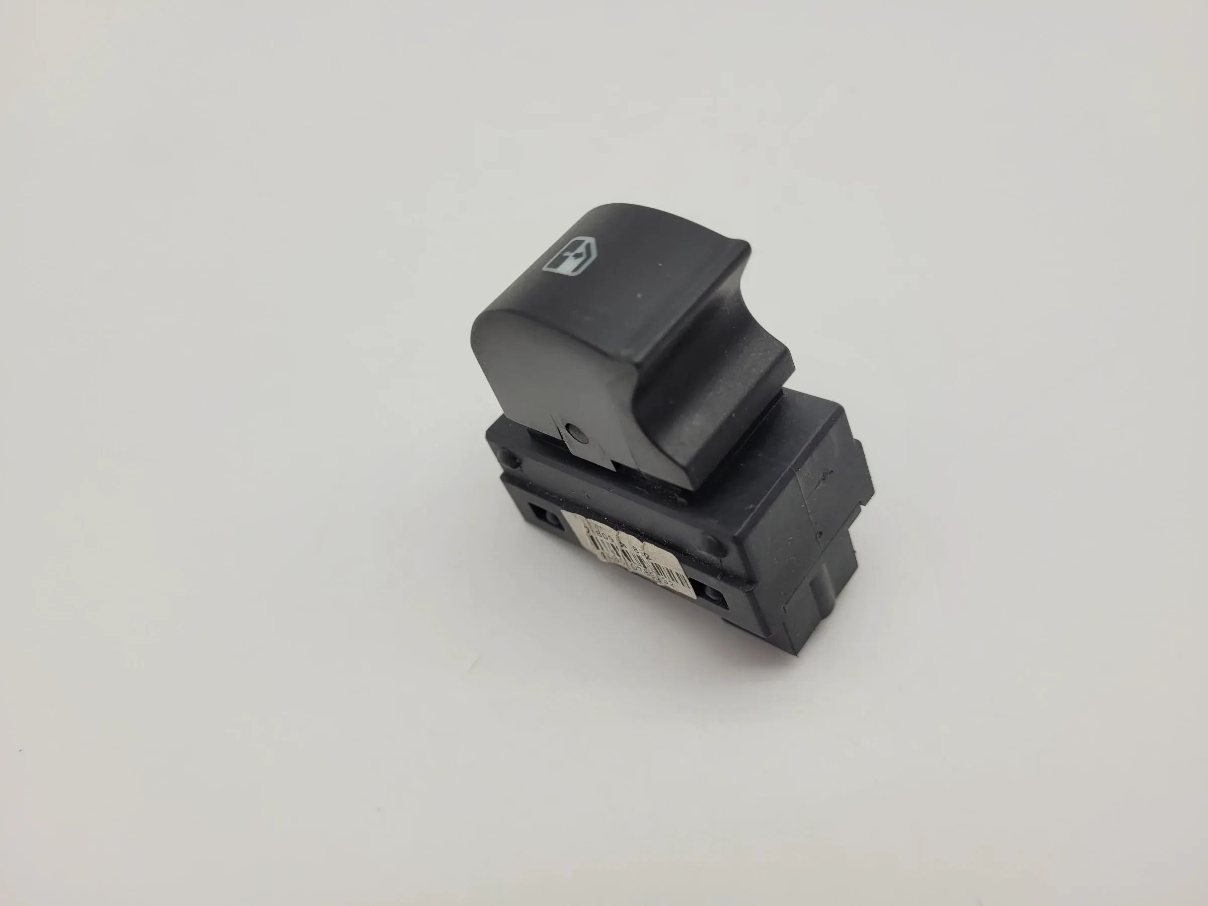 Original Lancia Delta II (844) Fensterheberschalter Links 07809A832